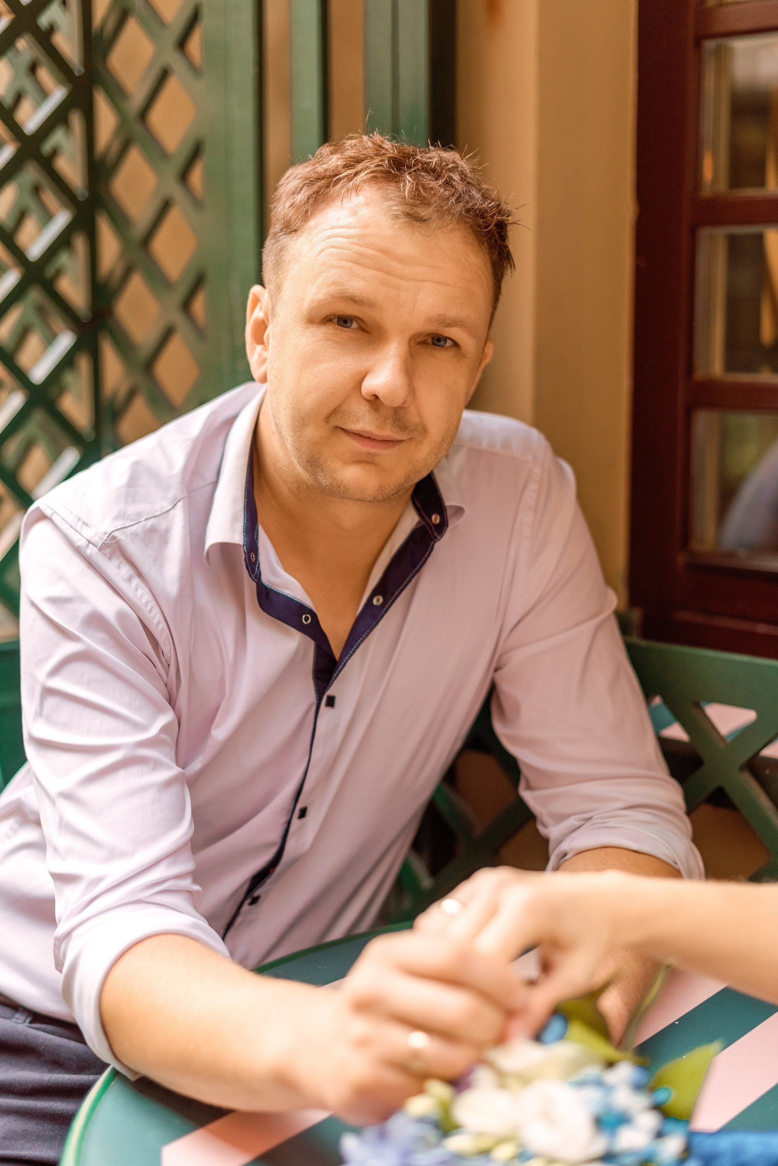 Свадебная прогулка по значимым местам Вильнюса. Семейный фотограф и фотограф новорожденных в Вильнюсе Ирина Беленкевич