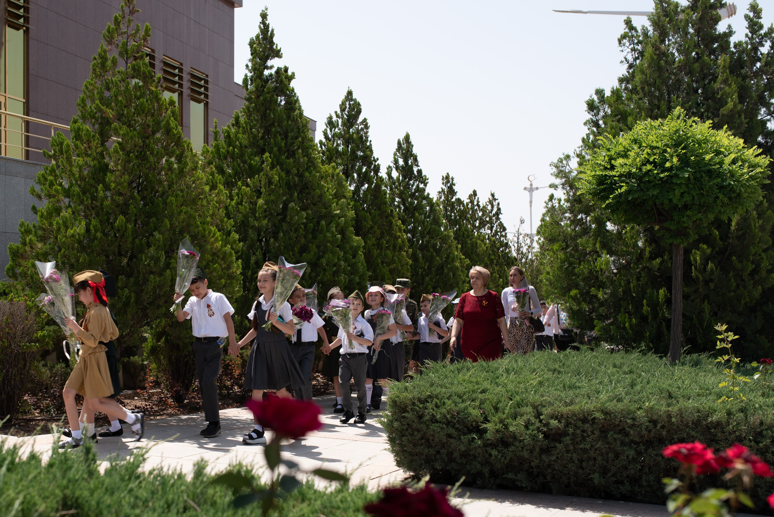 Вечный огонь 2"А» класс. Ваш фотограф в Ашхабаде Гамлет Осипов