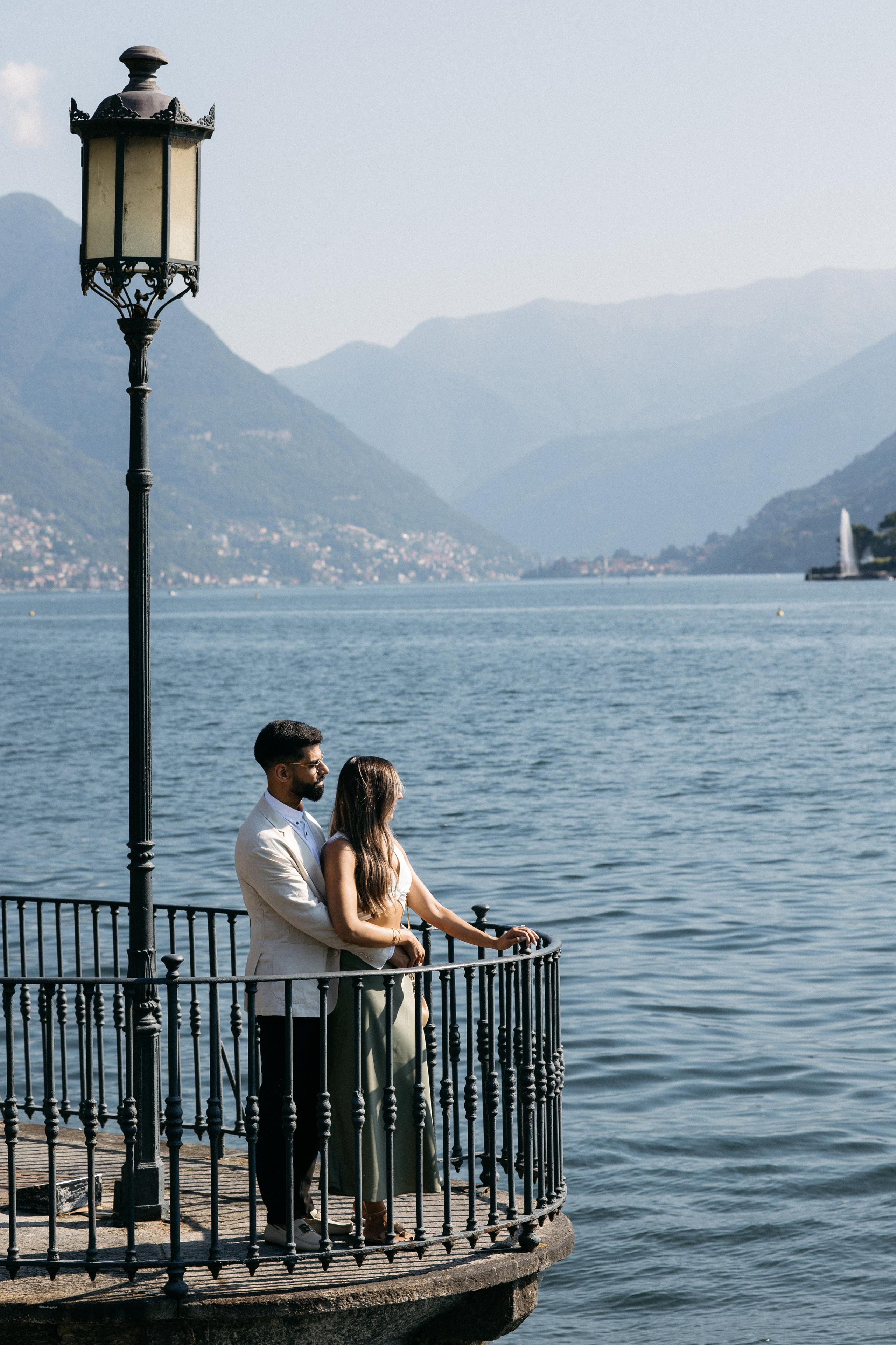 She said yes 💍. Wedding photographer in Italy
