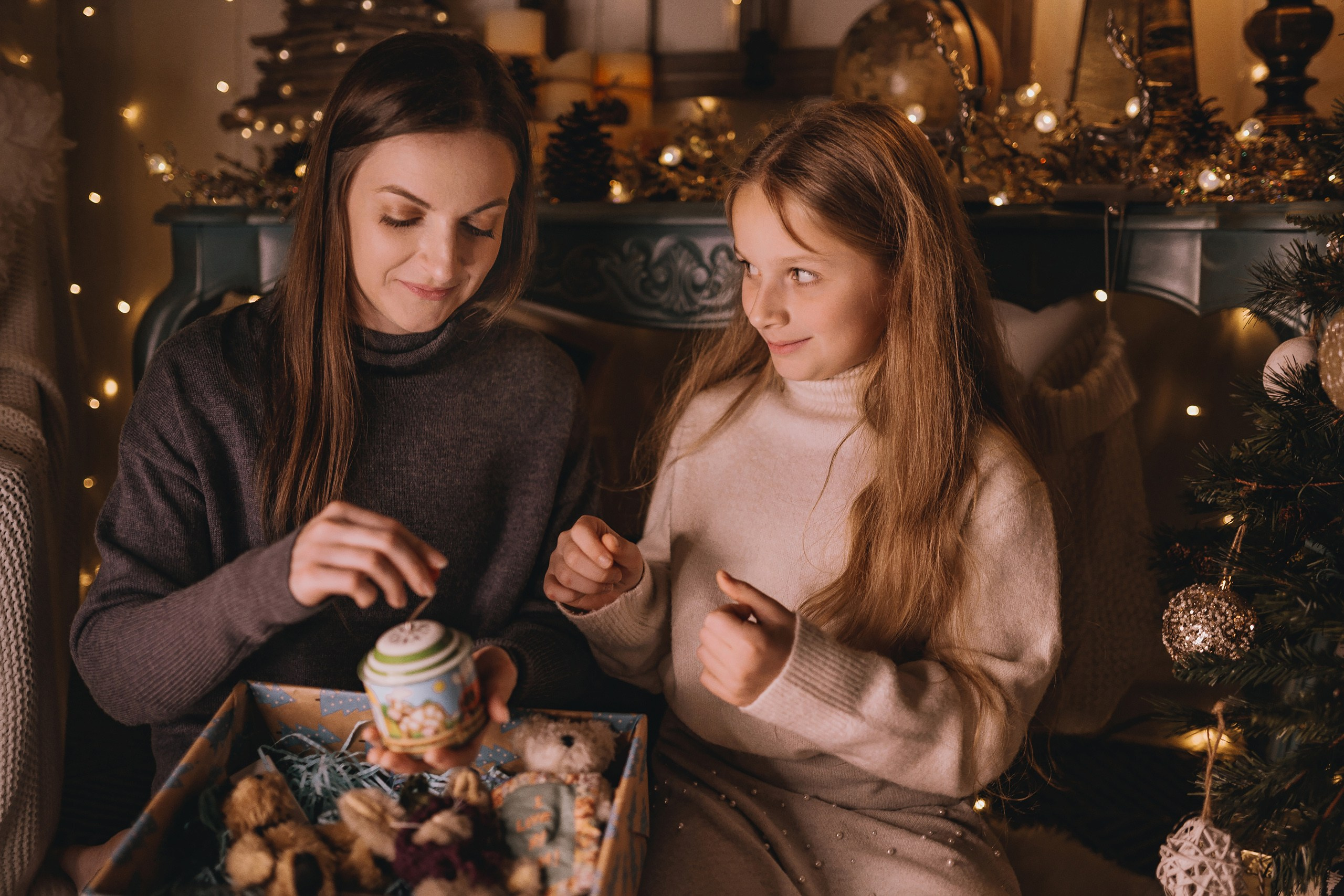 11.15.2025 Christmas Photoshoot. Wedding family event photographer in Chicago Nick Yushevich