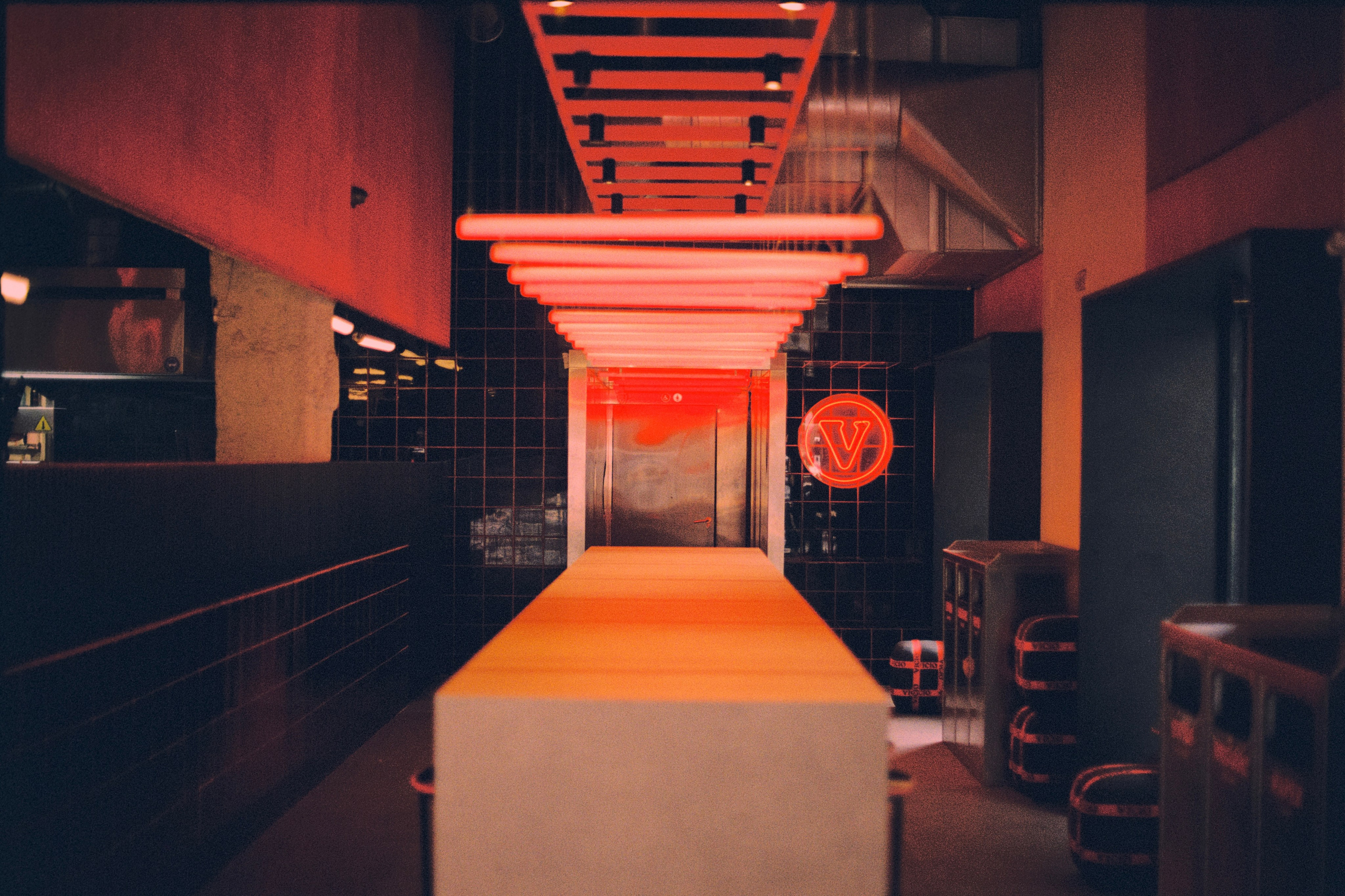 Wanderlust / Film photos. Fotografia personalna i fashion dla marek i agencji modelingowych. Warszawa, Europa. Yaroslav Storchak