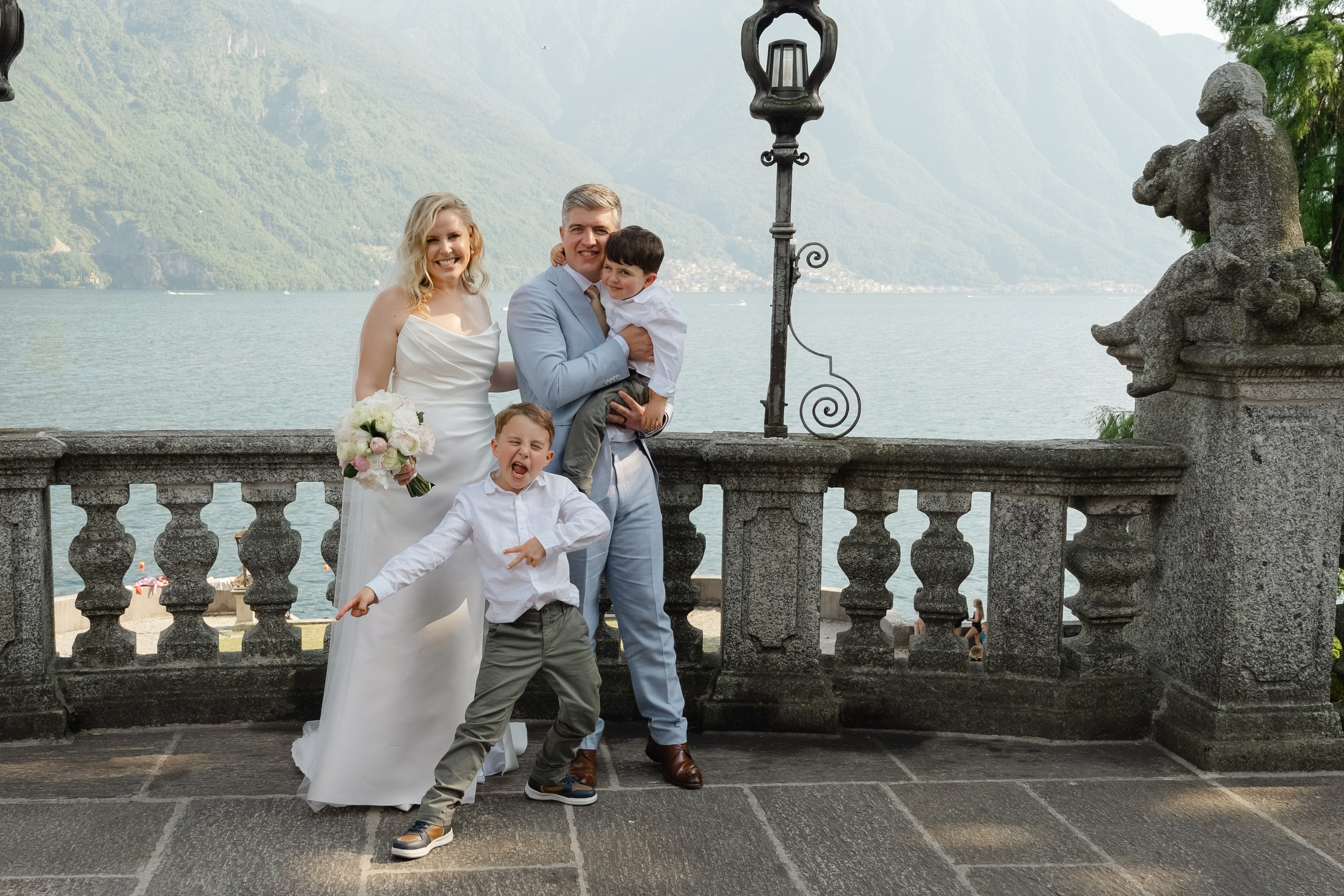 ASHLEY AND RENZO _LAKE COMO. PHOTOGRAPHER IN ITALY