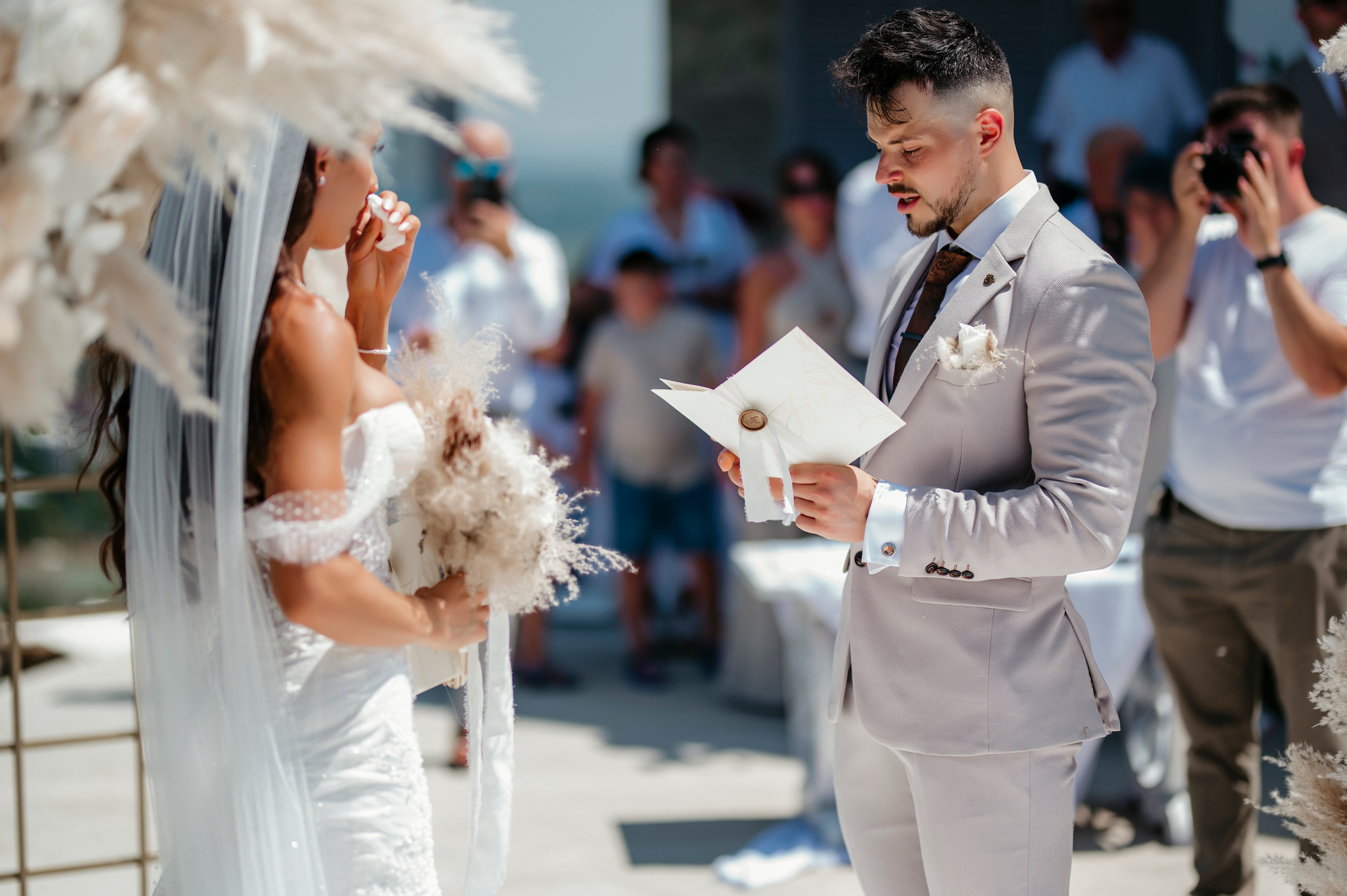 Larisa & Cosmin. Fotograf si Videograf | Nuntă-Botez