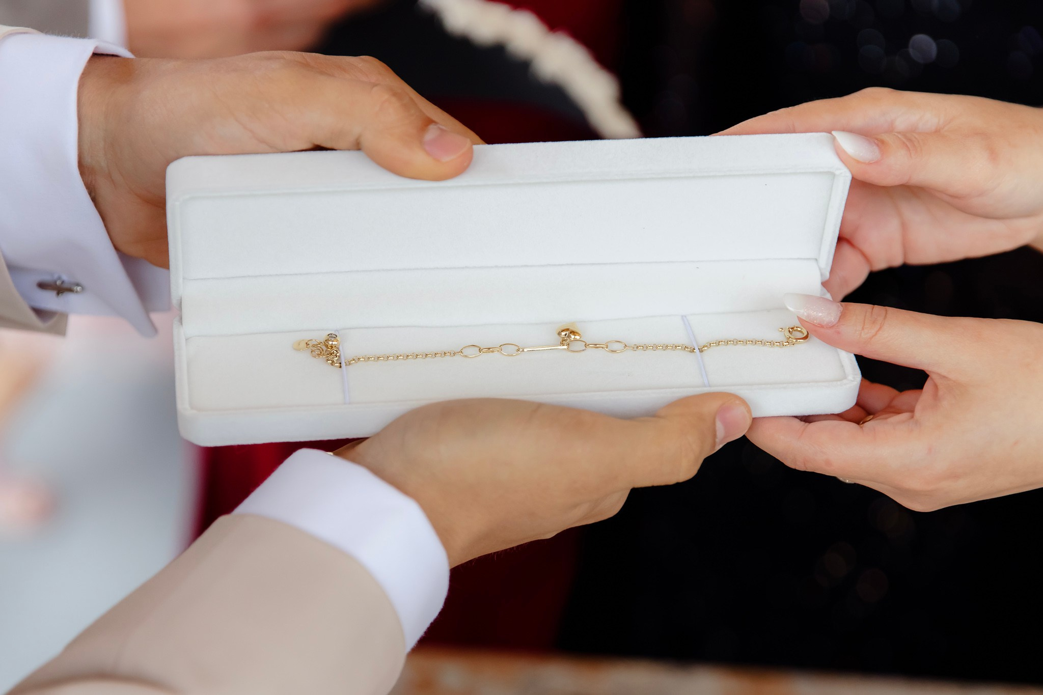 Ioana & Ionuț | Nuntă de poveste la Păstrăvăria Poiana din Mălini județul Suceava. Servicii foto-video profesionale, pentru momente de neuitat