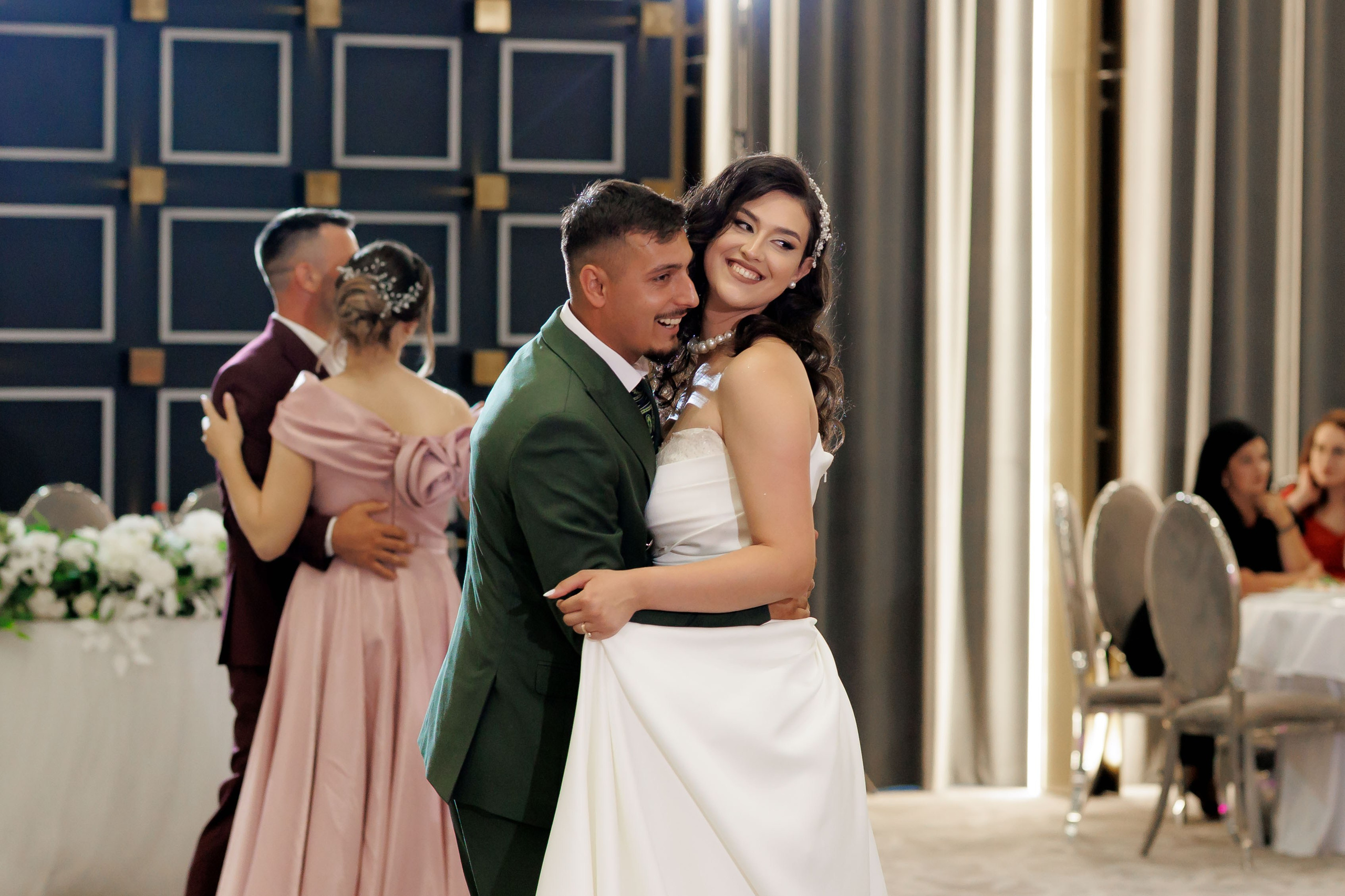 Nunta Nicoleta & Răzvan | Fotografie & Videografie Profesională. Servicii foto-video profesionale, pentru momente de neuitat