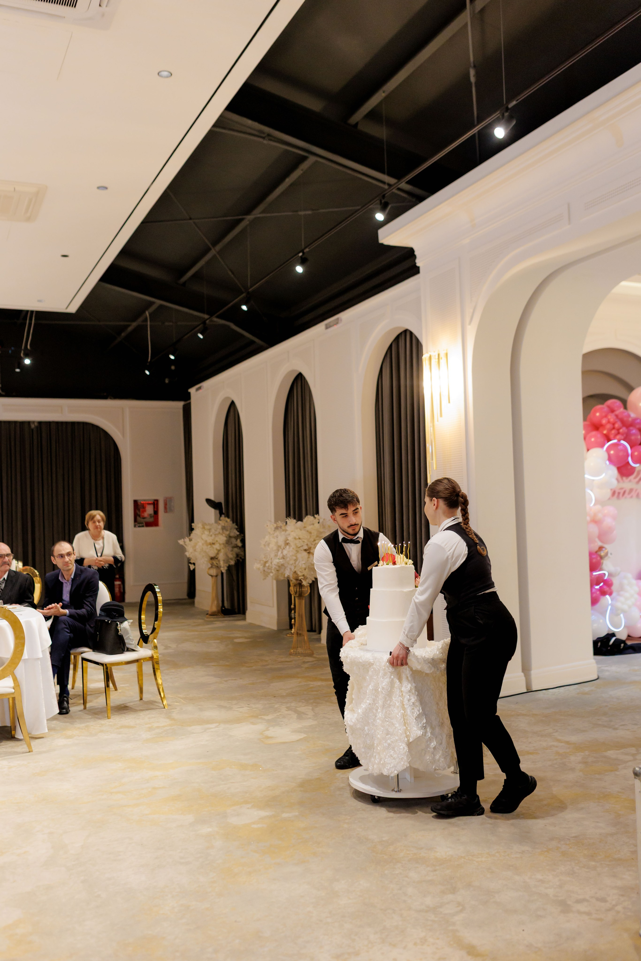 Povestea voastră, regizată de noi |Cristi Turculet Videograf Nuntă Suceava | wedding highlight. Servicii foto-video profesionale, pentru momente de neuitat