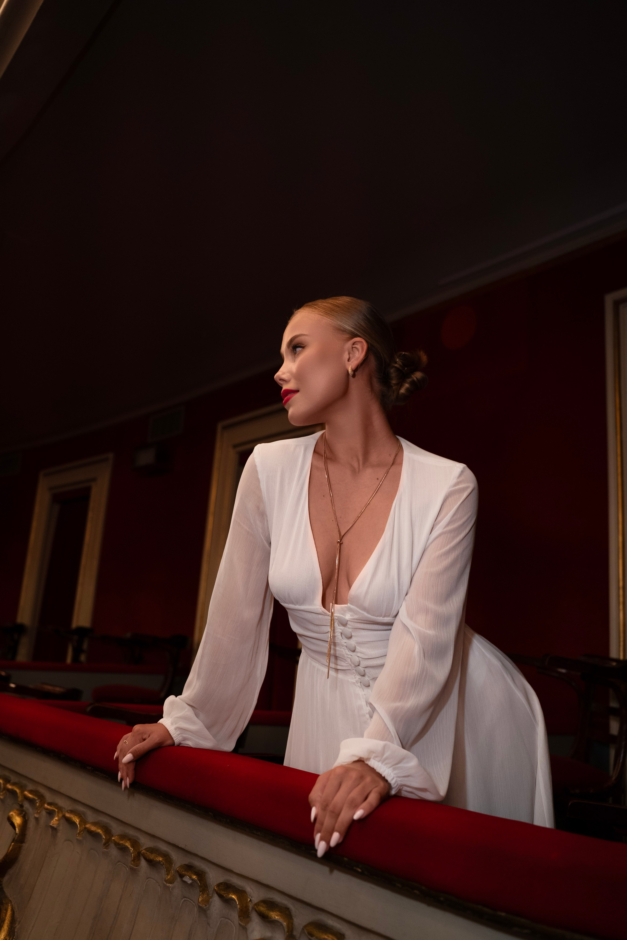 Theatre. Cinematic Photography in Spain | Photographer & Videographer