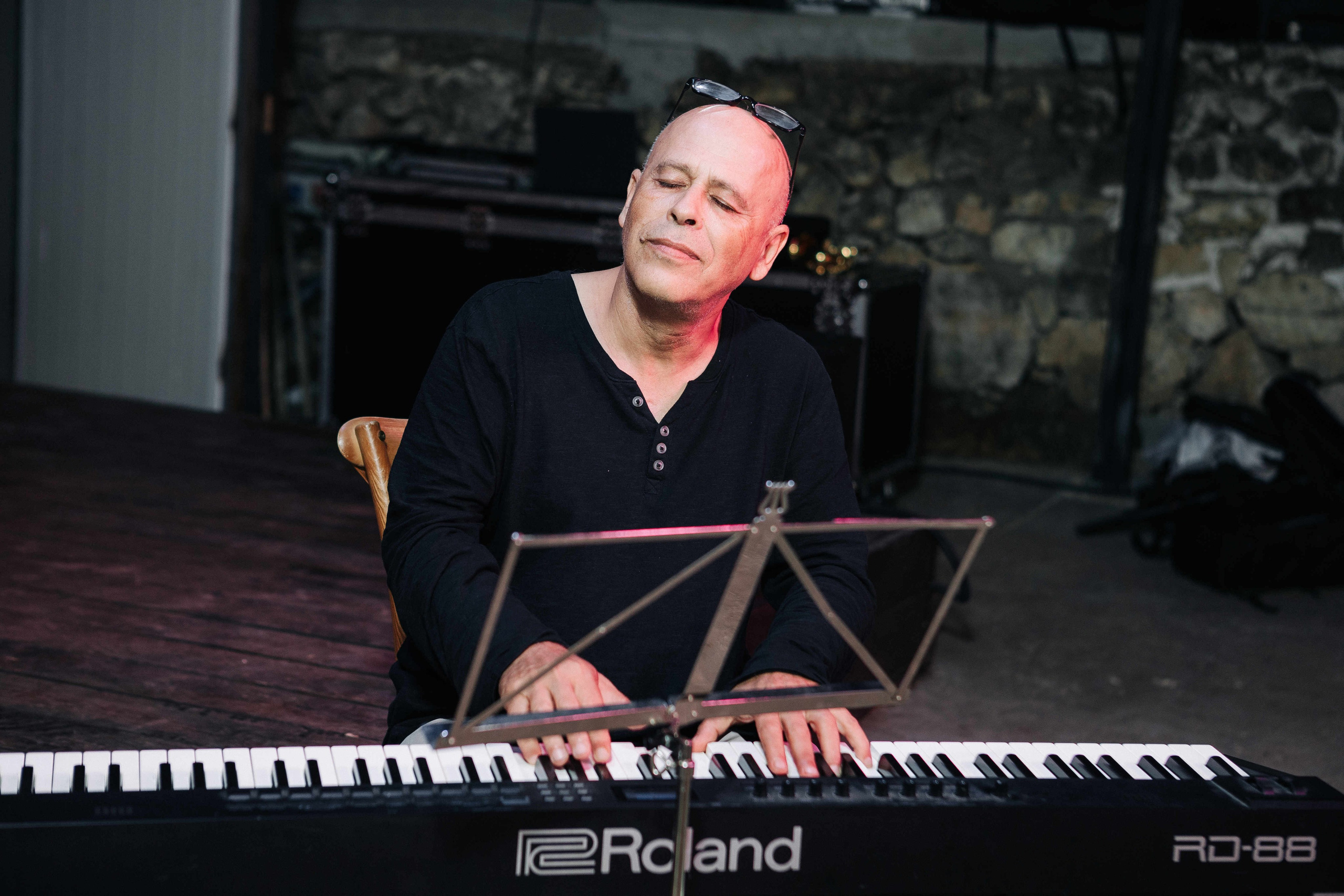 WEDDING OUT OF CITY. PHOTOGRAPHER IN ISRAEL