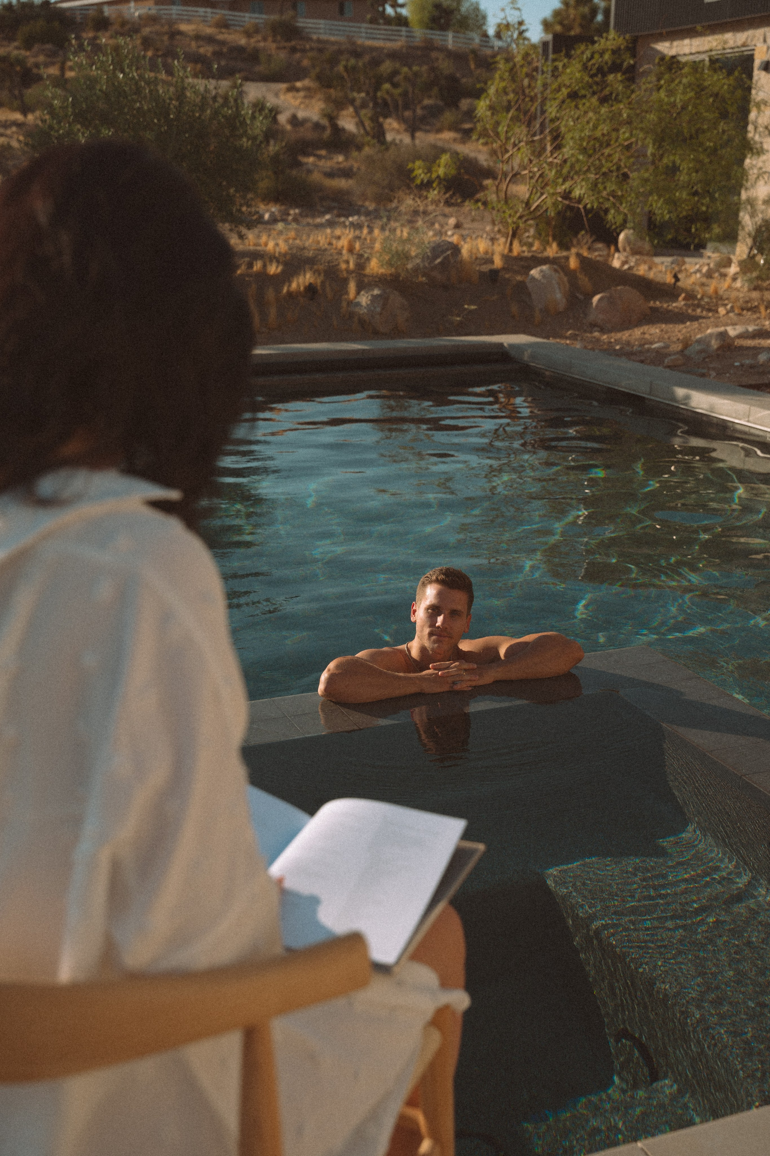 Joshua Tree wedding. Joshua tree elopement. Wedding for 2. Wedding photographer Joshua Tree. Elopement photographer in Joshua Tree. Couples photographer in Joshua Tree. Elopement in Joshua Tree