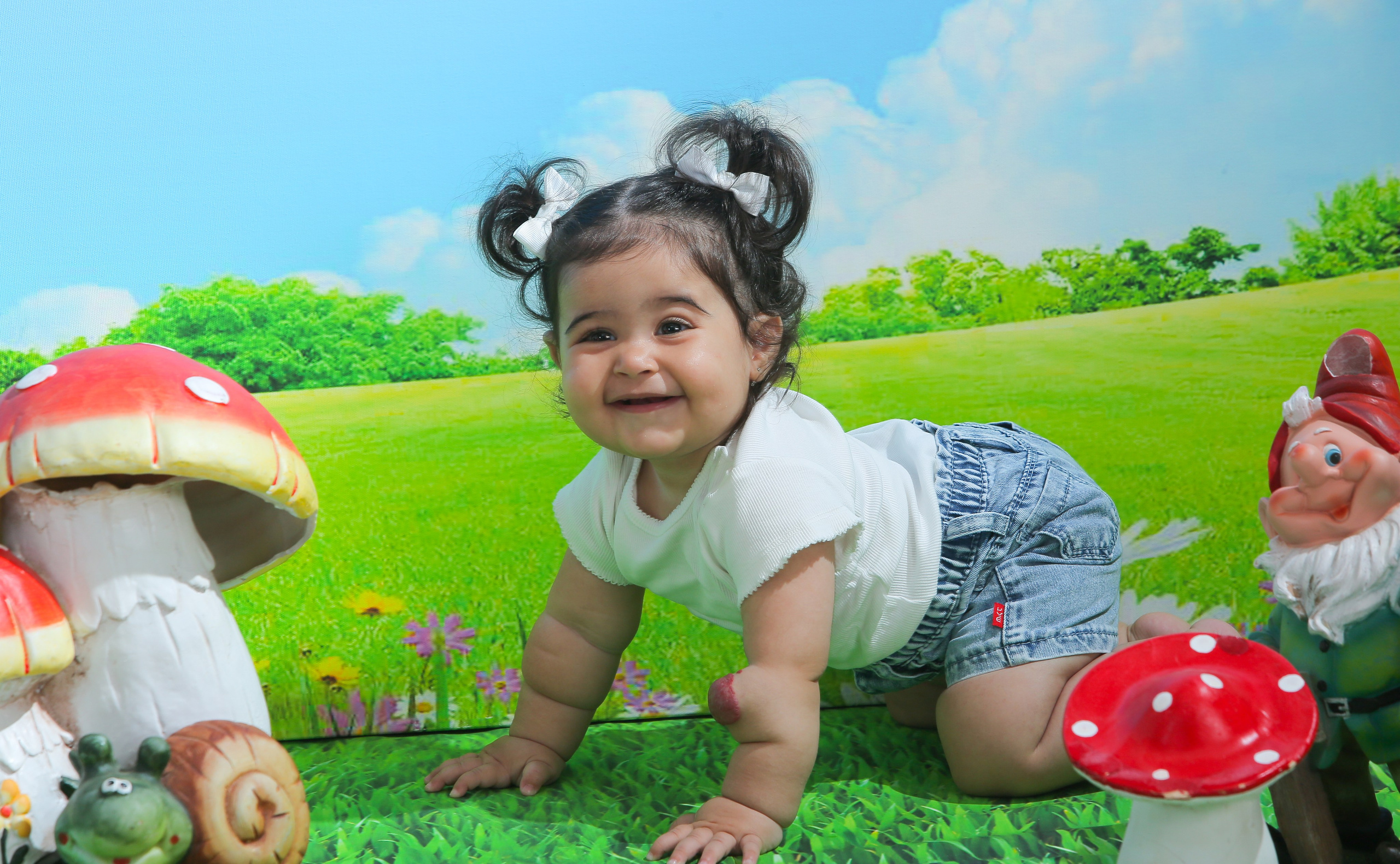 נועה בת שנה. Wedding and events photographers Studio Shalom