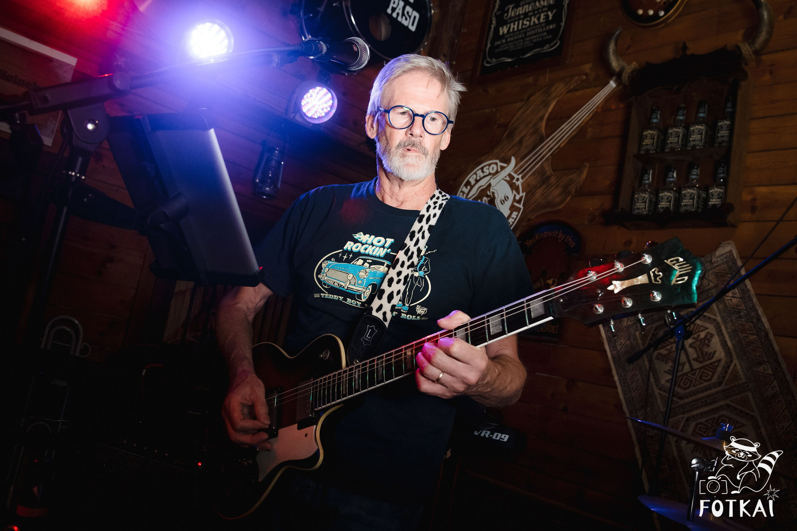 MonTorre Band en El Paso Rock Bar Torrevieja: Reportaje fotográfico 27.09.25 | FOTKAI