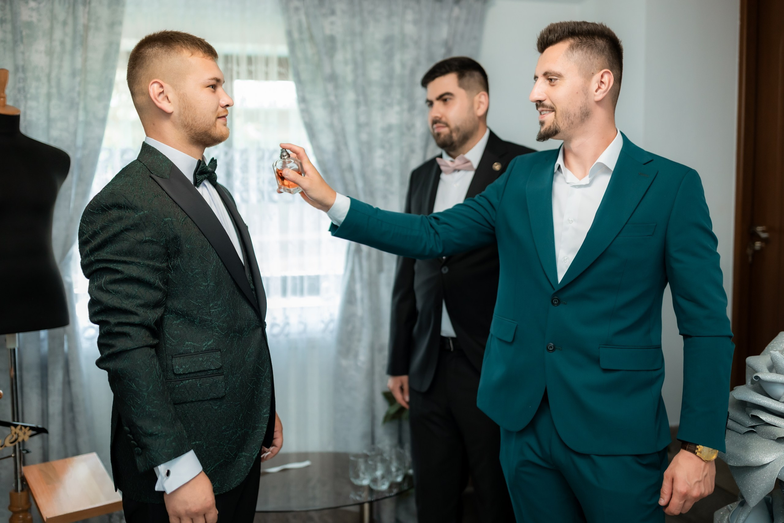 * fotograf stare civilă Siret* fotograf Bucovina* fotograf nuntă Suceava* fotograf Iași Botoșani* stare civilă tradițională* ie românească nuntă* AlinoFotoStudio* fotograf Andrei și Andreea- Alin Chirilă fotograf – stare civilă Siret, Suceava, Andrei și Andreea în ie tradițională, poveste spusă prin fotografiefotograf stare civilă Siret Suceava Alin Chirilă – miri îmbrăcați în costum tradițional bucovineanAlin Chirilă fotograf nuntă Siret Suceava – stare civilă autentică în Bucovina, emoții realefotograf Siret Suceava Alin Chirilă – Andrei și Andreea la starea civilă în ie tradiționalăstare civilă Siret fotograf Alin Chirilă – cadre naturale cu miri în costum popular din Bucovinafotograf nuntă Siret Suceava Alin Chirilă – povestitor prin fotografie, moment emoționant la starea civilăAlin Chirilă fotograf stare civilă Siret – iubire autentică surprinsă în stil documentarfotograf Bucovina Siret Alin Chirilă – stare civilă în ie tradițională, cadre pline de emoțieAlin Chirilă fotograf Suceava – Andrei și Andreea spun DA la starea civilă în Siretfotograf stare civilă Suceava Siret Alin Chirilă – poveste de iubire în stil tradițional românesc - Alin Chirilă fotograf profesionist, AlinoFotoStudio, fotograf evenimente Siret, Suceava County, Iași, Bacău County, Botoșani, Neamț County, fotograf nunți, botezuri, cununii civile, portrete și momente autentice surprinse elegant.- Alin Chirilă surprinde momente elegante de nuntă și evenimente speciale prin AlinoFotoStudio, fotograf disponibil în Siret, Suceava County, Iași, Bacău County, Botoșani și Neamț County, specializat în nunți, botezuri și cununii civile. - Alin Chirilă fotograf profesionist, AlinoFotoStudio, fotograf nuntă și evenimente în Siret, Suceava, Iași, Bacău, Botoșani și Piatra Neamț, fotograf nunți, botezuri, cununie civilă, ședințe foto, trash the dress, logodnă, familie, portrete și fotografii autentice. - AlinoFotoStudio by Alin Chirilă, fotograf evenimente premium în Suceava County, Iași County, Bacău County, Botoșani County și Neamț County, fotograf de familie, fotograf ceremonii religioase, petreceri și momente emoționante. - Alin Chirilă fotograf, povestitor prin fotografie, servicii foto profesionale pentru mireasă, mire, pregătiri nuntă, biserică, restaurant, valsul mirilor, tradiții românești și amintiri de neuitat în Moldova.