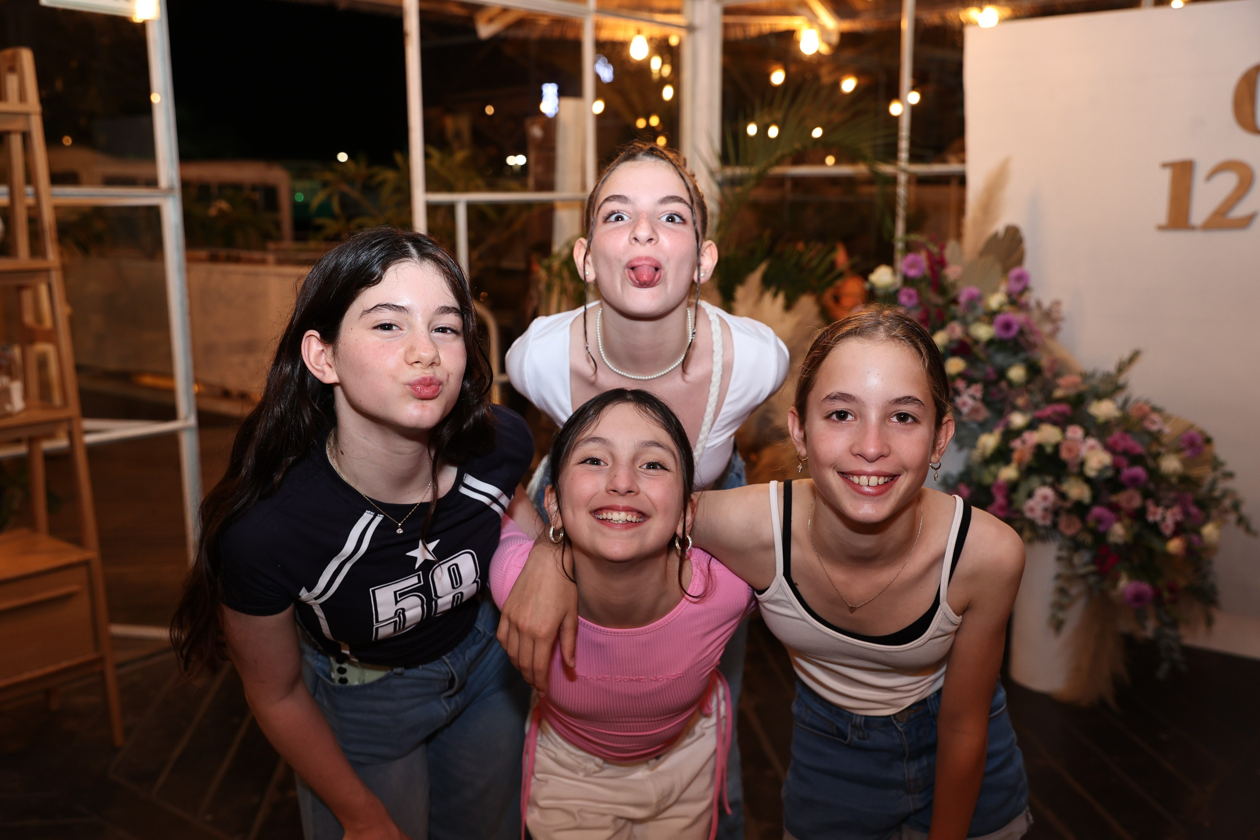 צילום אירוע בת מצווה. צלמת אירועים בוק בת מצווה נטלי טופילט