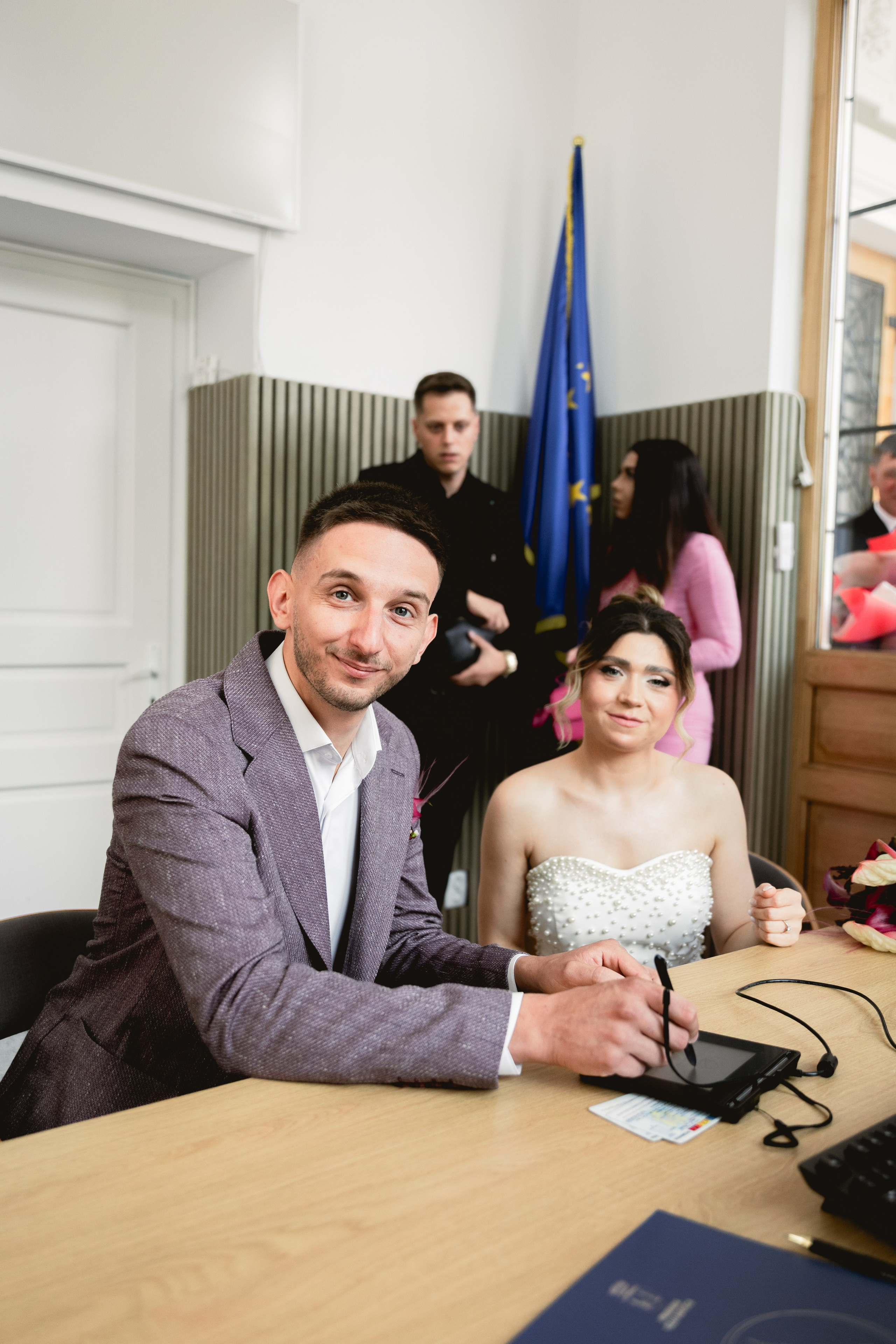 Cununie civila Calin si Denisa. Fotograf de portrete și evenimente din Cluj-Napoca. Ședințe foto individuale, nunți, botezuri și aniversări în Cluj și județul Cluj