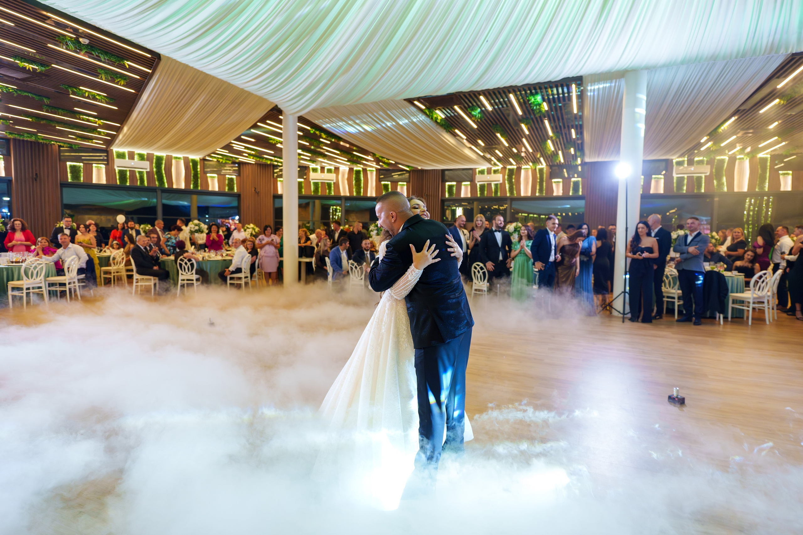 Cosmin & Gabriela. B|P Weddings - Fotograf & Videograf - București||0730017811