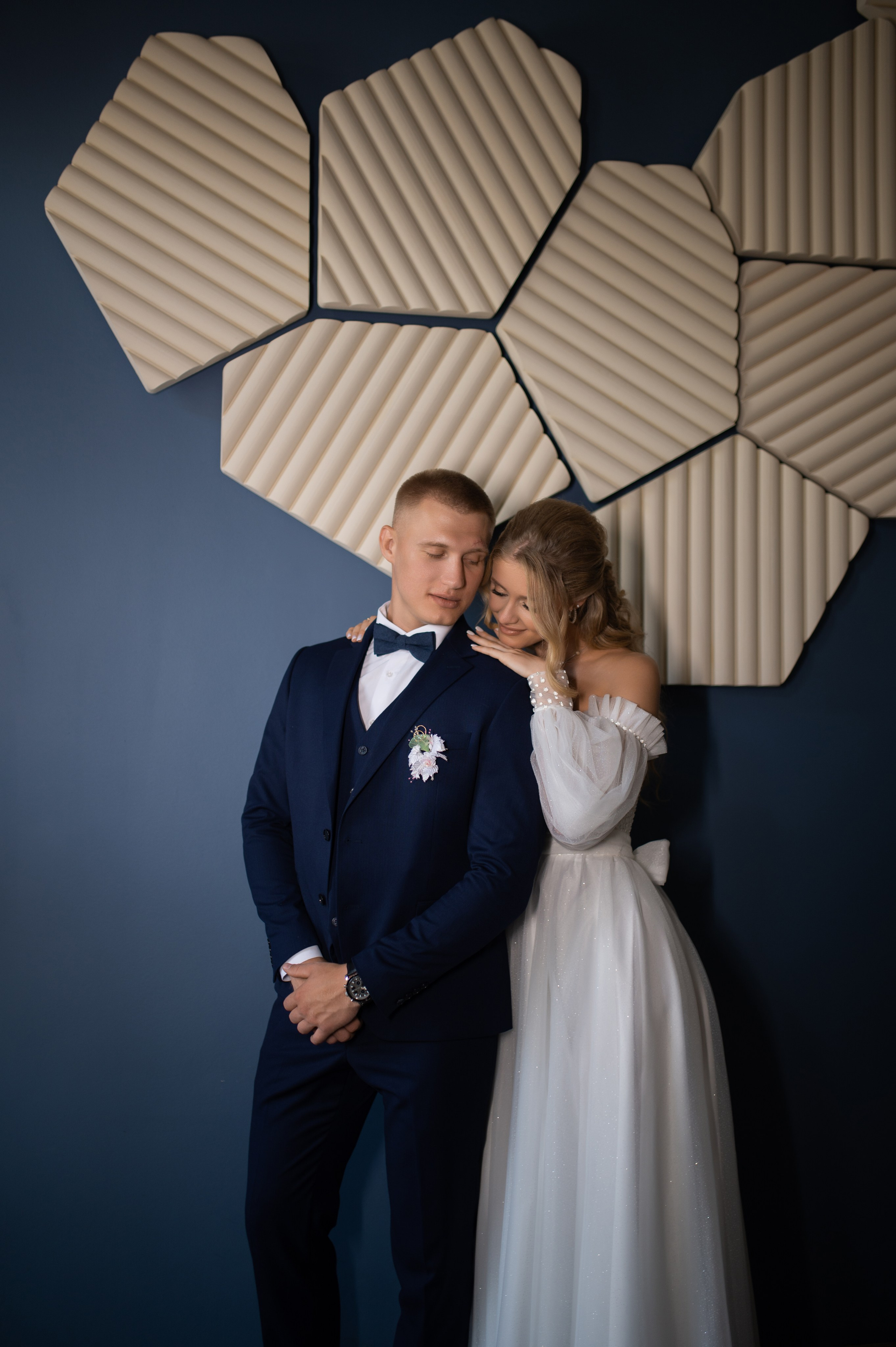 STOP! Wait a minute. Wedding and commercial photographer