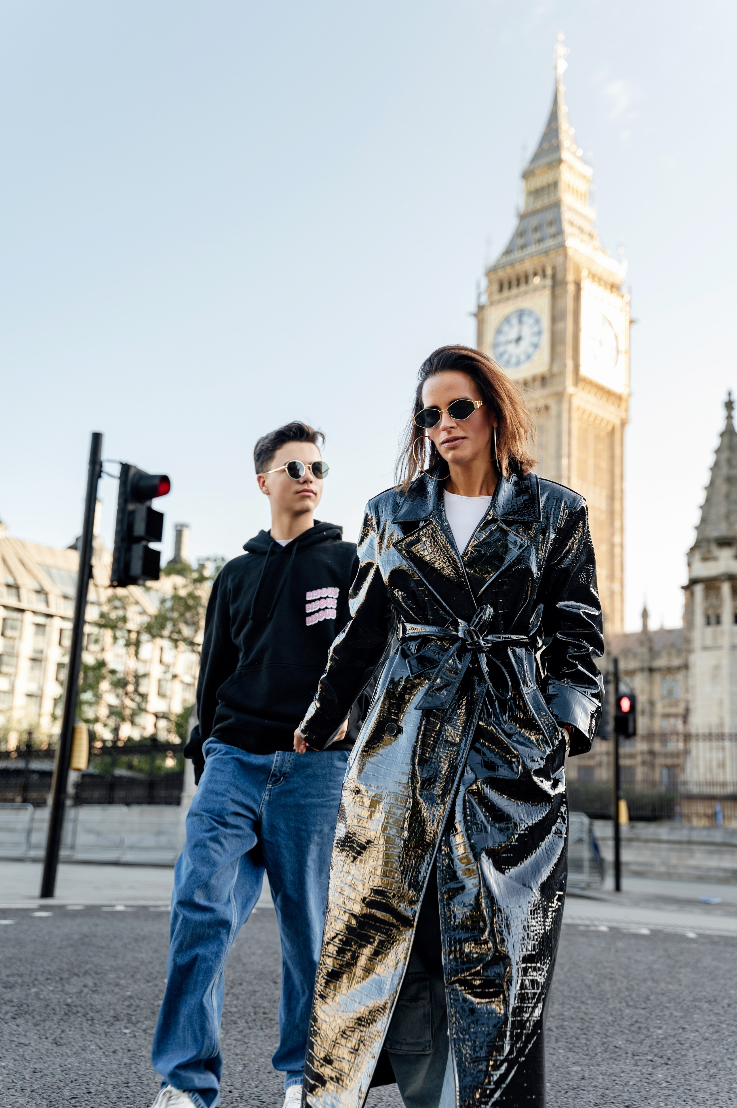 Tower Bridge+Westminster Carmela with son. FAMILY AND WEDDING PHOTOGRAPHER IN LONDON MARINA RIVA