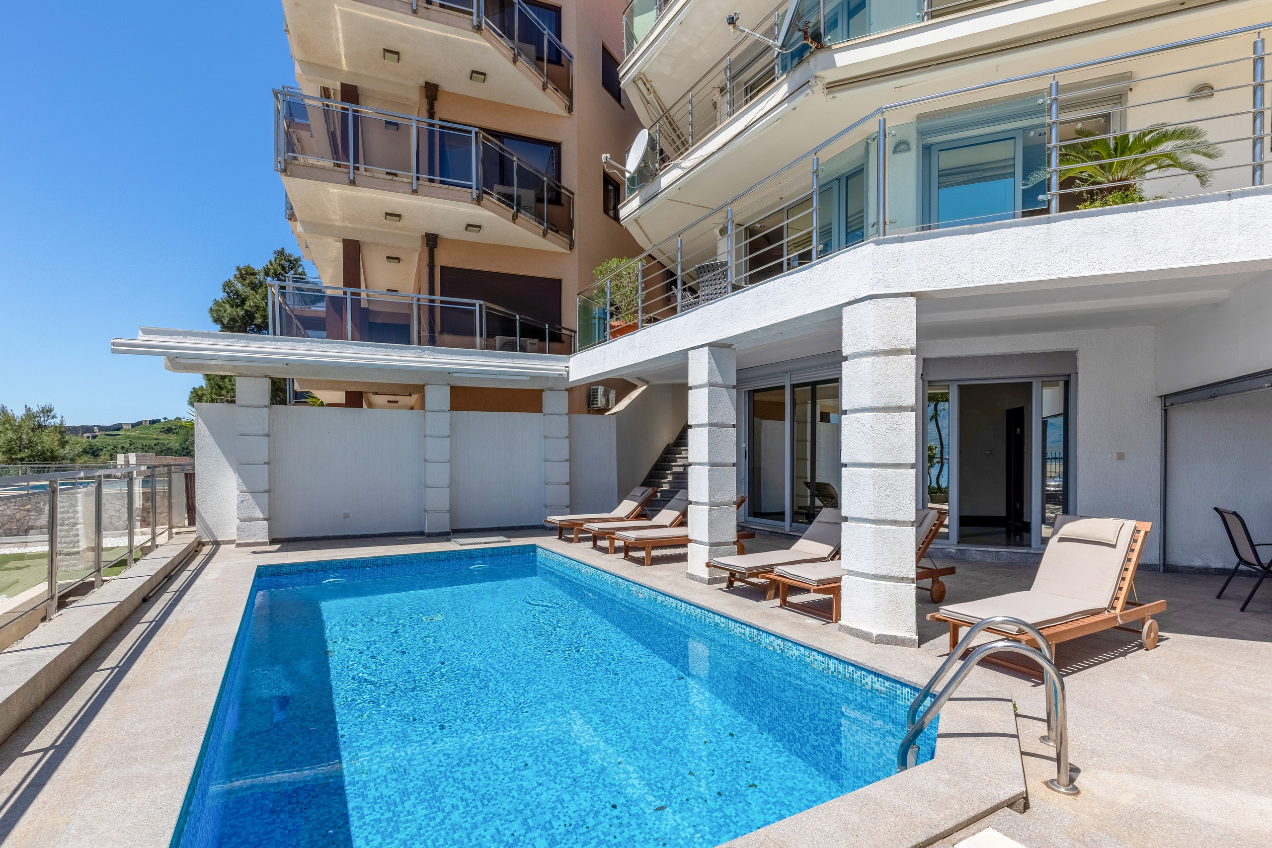 съемка бассейн в апартаментах