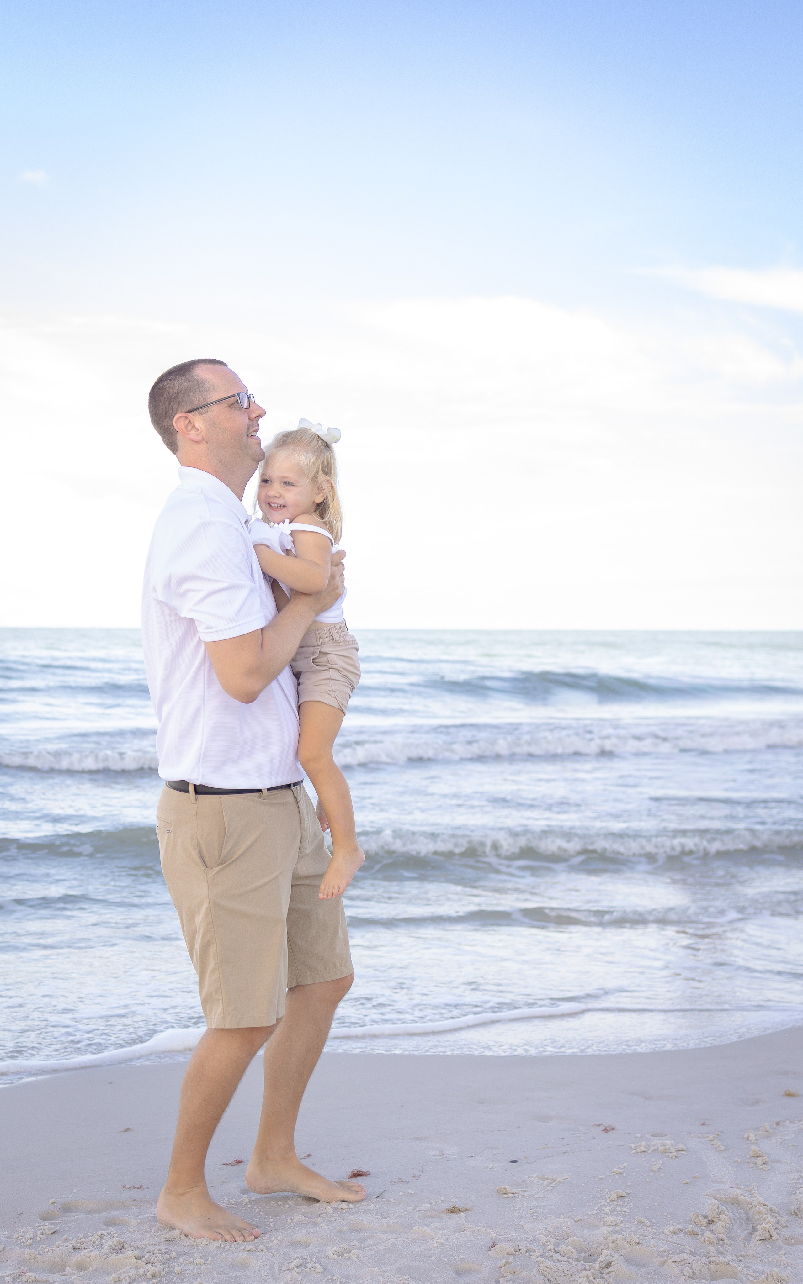 Jon and Brooke Beach Photography 2025. Out and About 239