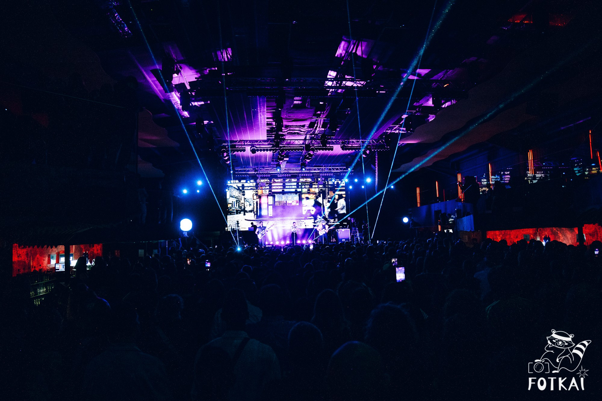 Фотоотчёт с концерта Miss Caffeina 27 марта 2026 в Аликанте | FOTKAI