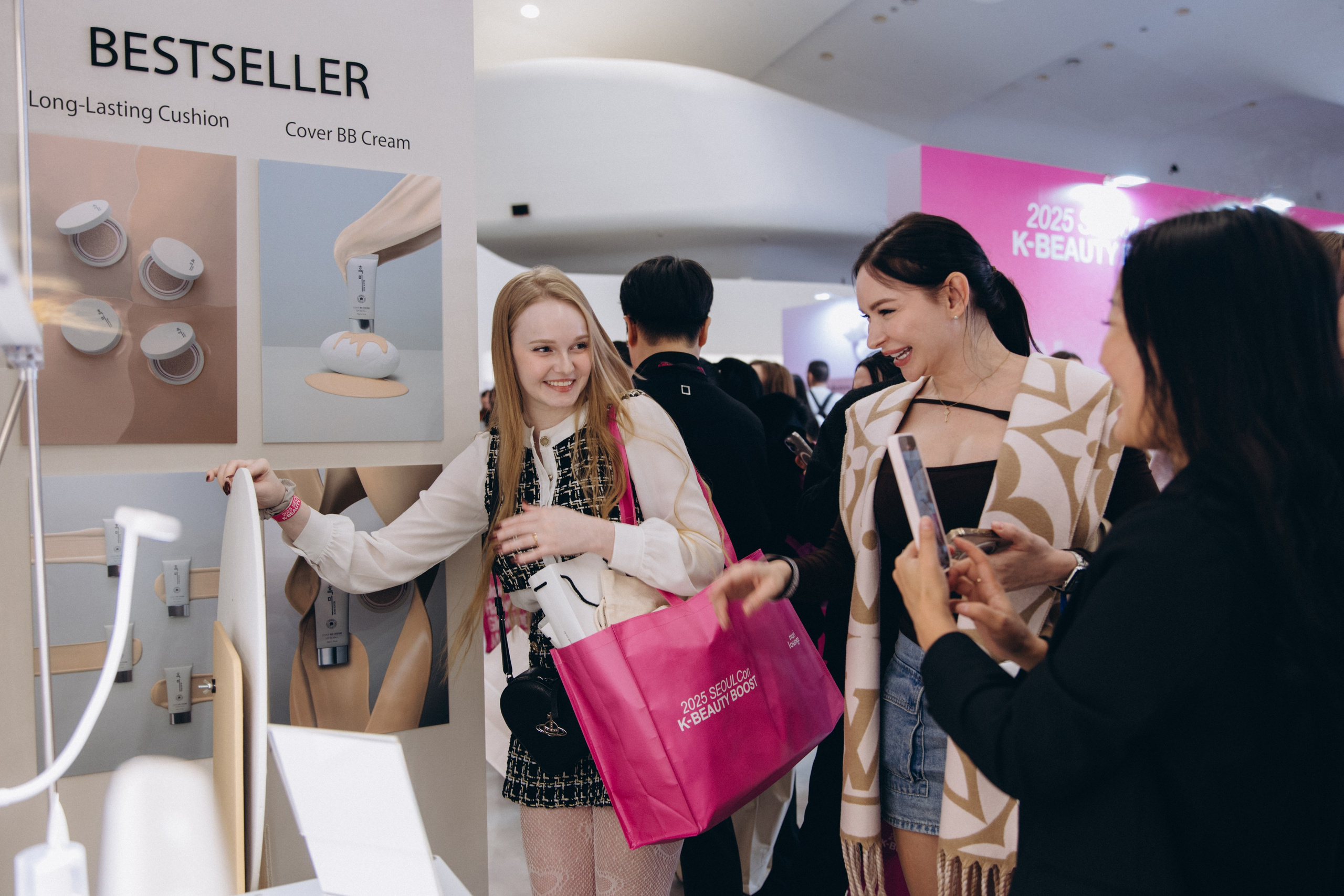 Seoul beauty expo 2025 (Black Rice). Portrait photographer in South Korea Olga Lian