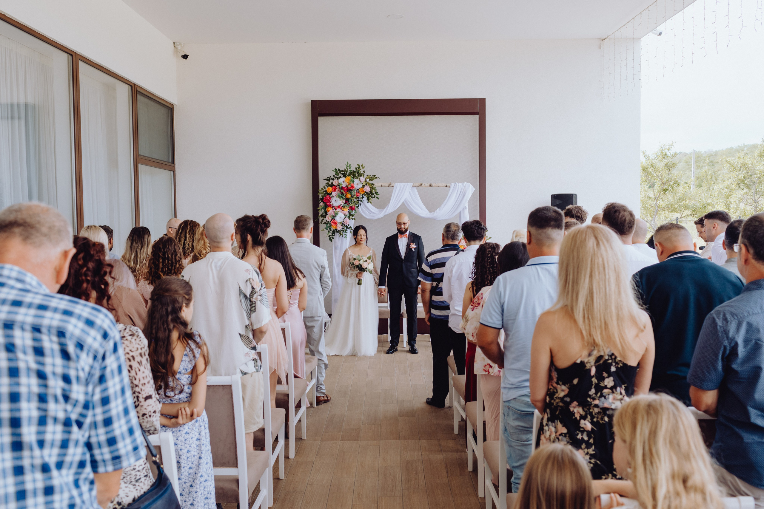 Moise & Delia. Wedding & couple photographer from Romania Rut Vetan