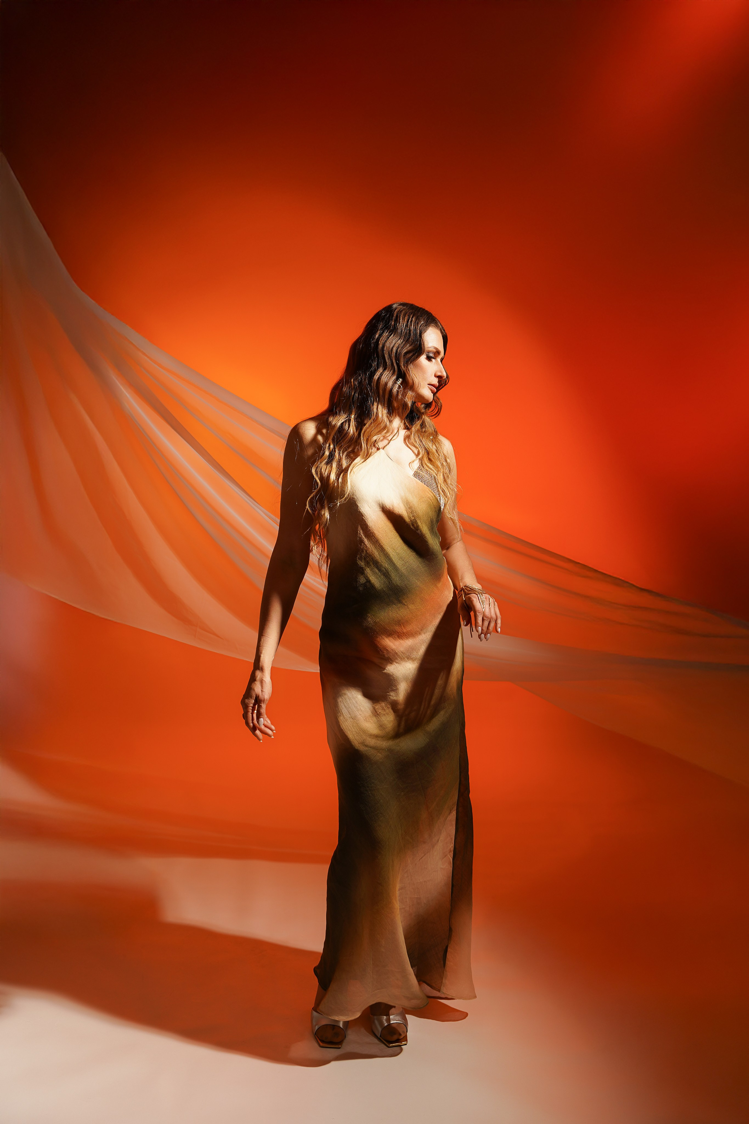 Фотосессия в Токио в стиле фильма «Дюна» — атмосферные студийные кадры. Фотограф в Токио Япония