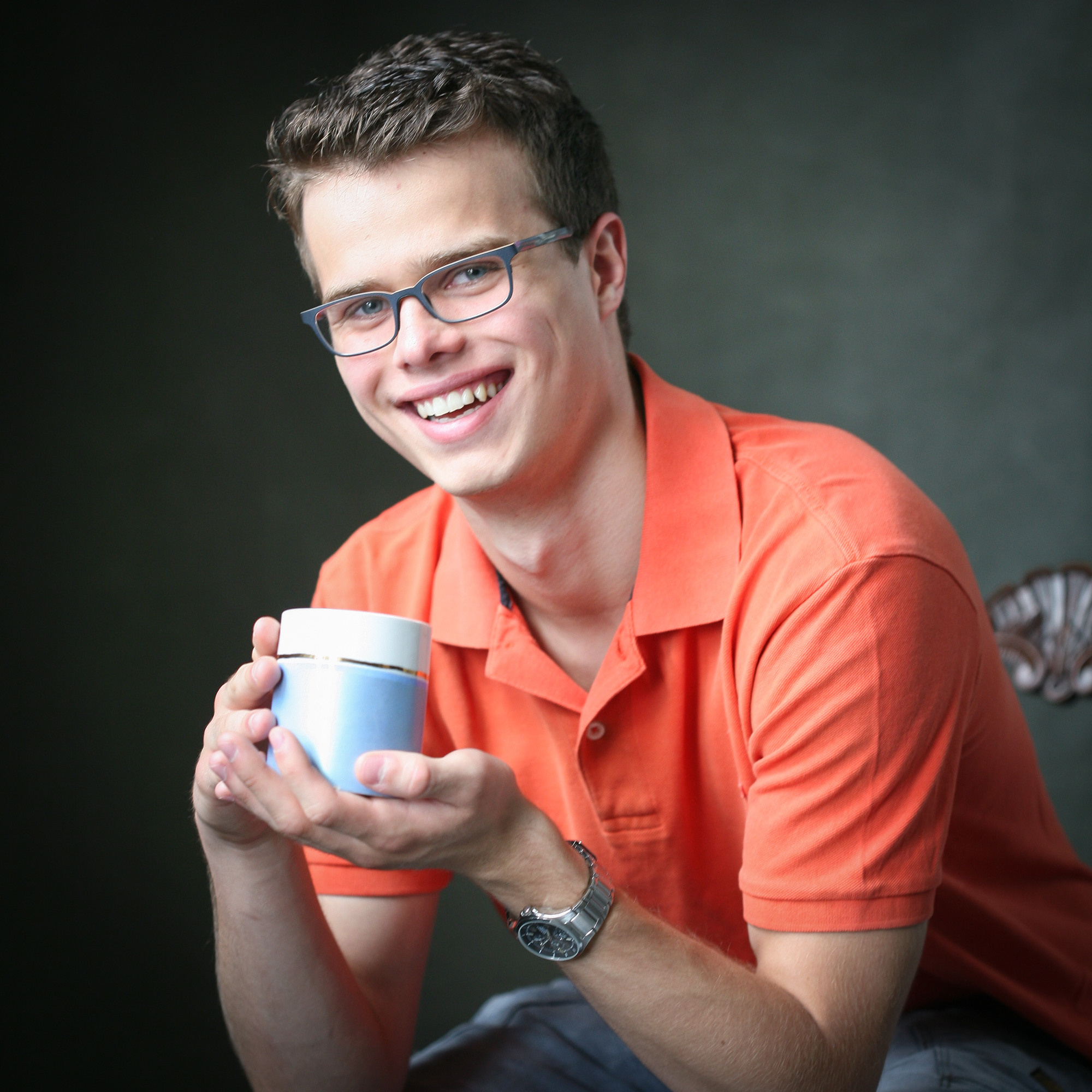 CILVĒKI. Fotogrāfs Rīgā Aivars Tipsis