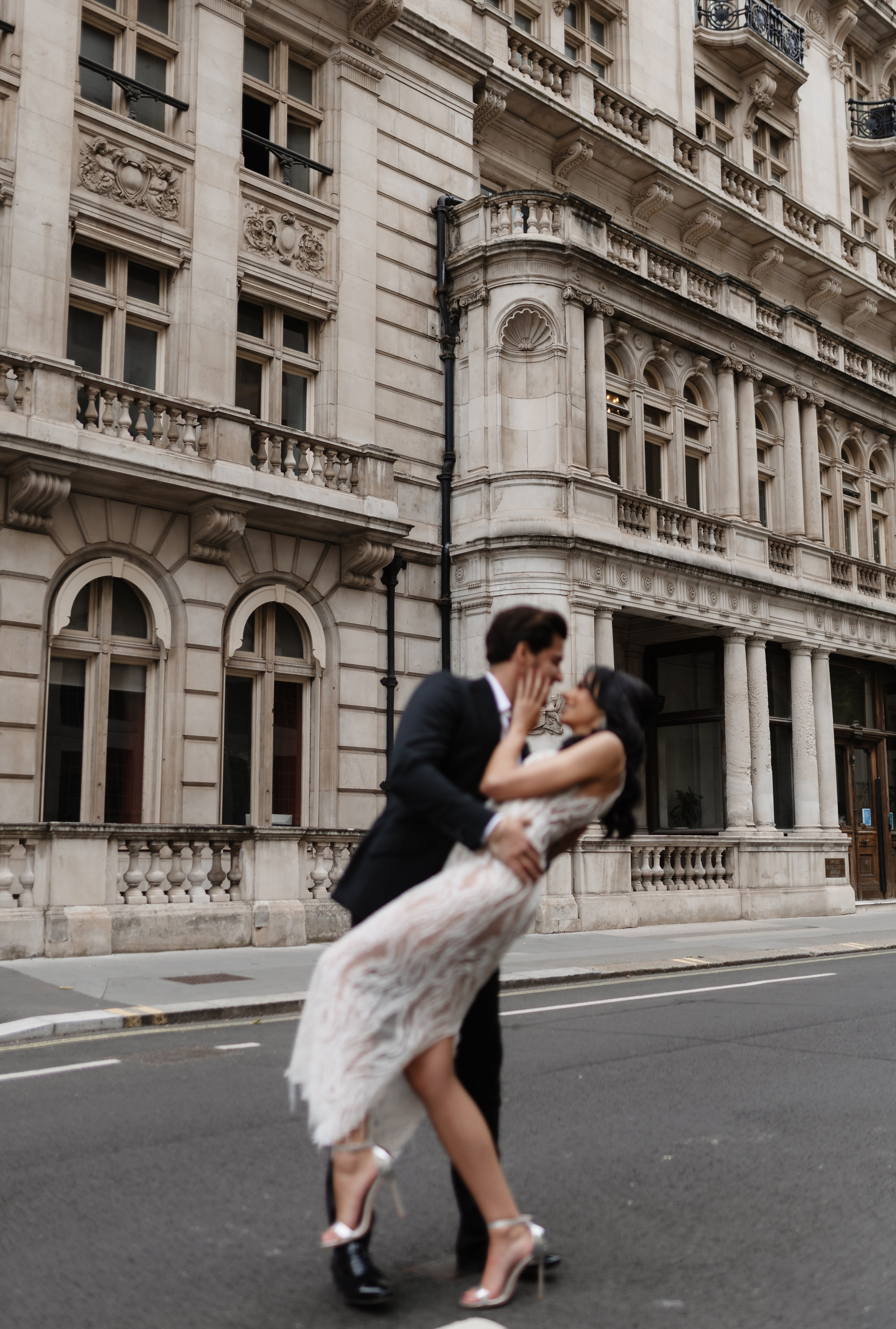 Gabriela & Leo’s Intimate London Elopement. YES I DO PRODUCTION — Wedding photography&videography