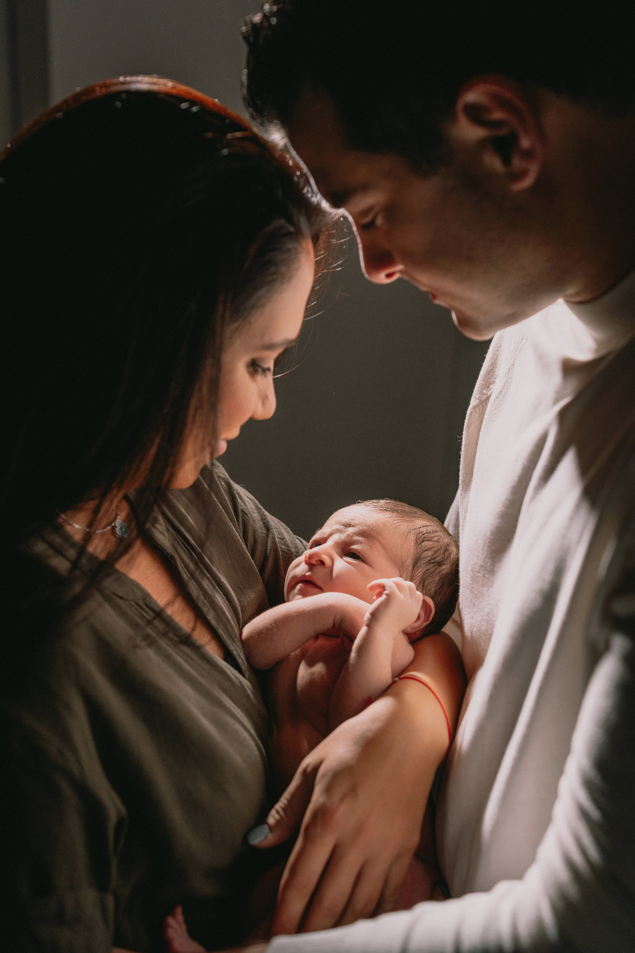 Newborn & Dad Photography – Capturing Precious Father-Baby Bonding. Alisa Tant — Family and newborn photographer Bucks County, Montgomery county, Philadelphia, NJ
