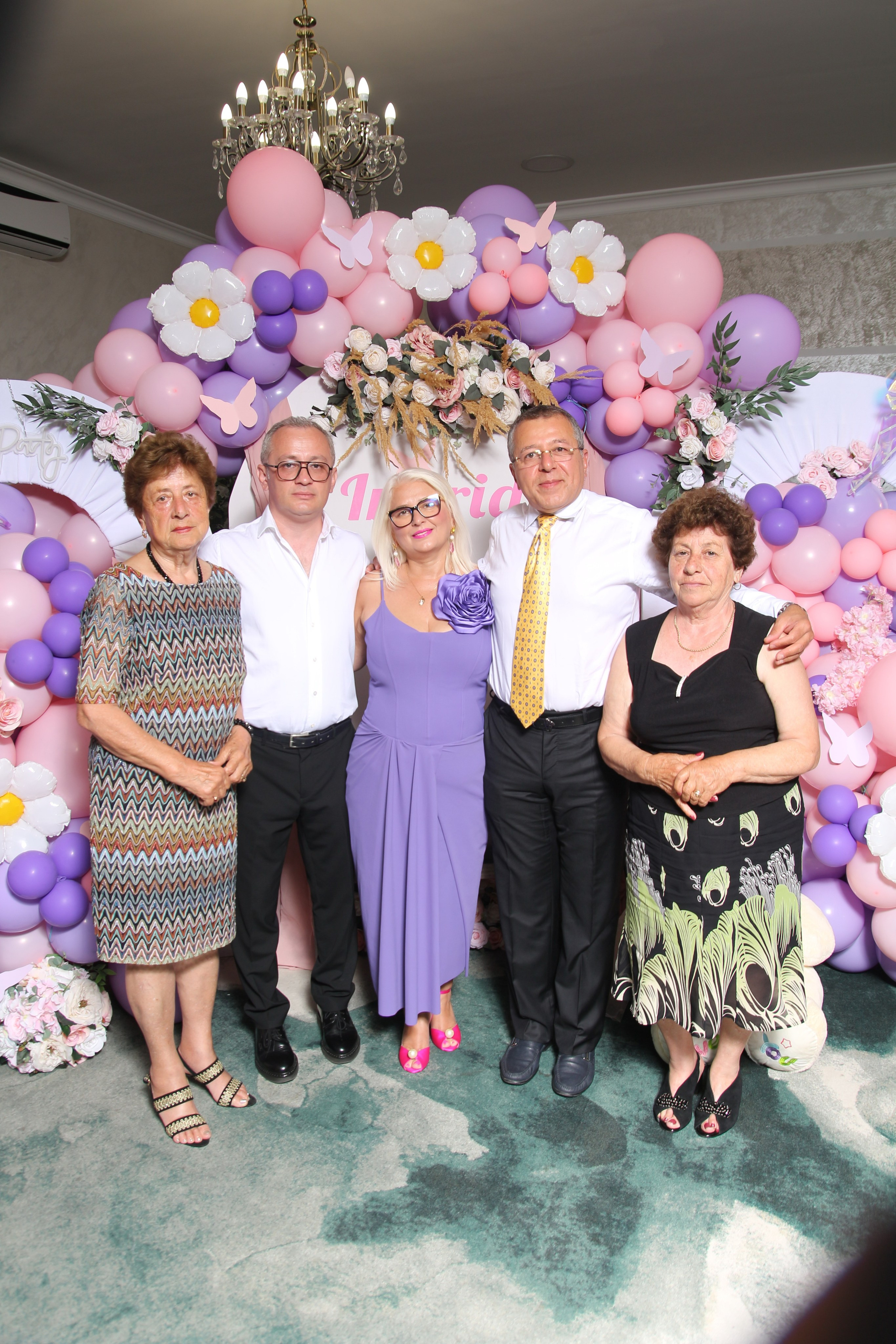 BYZO MEDIA. PETRU BYZO - family and children photographer in ROMANIA