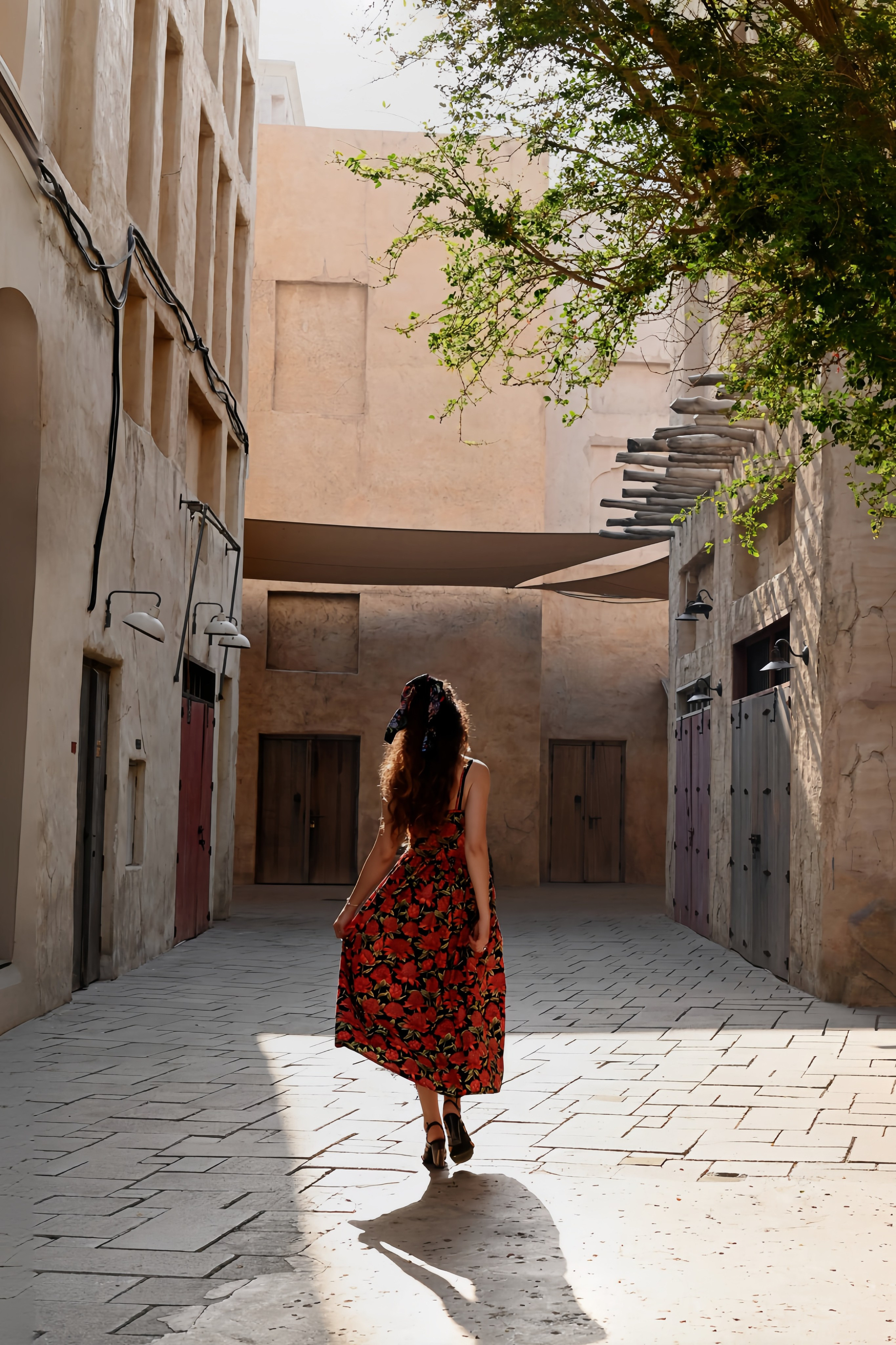 PORTRAIT WOMEN. Photographer and Reels Videomaker in Dubai Rita Dobro