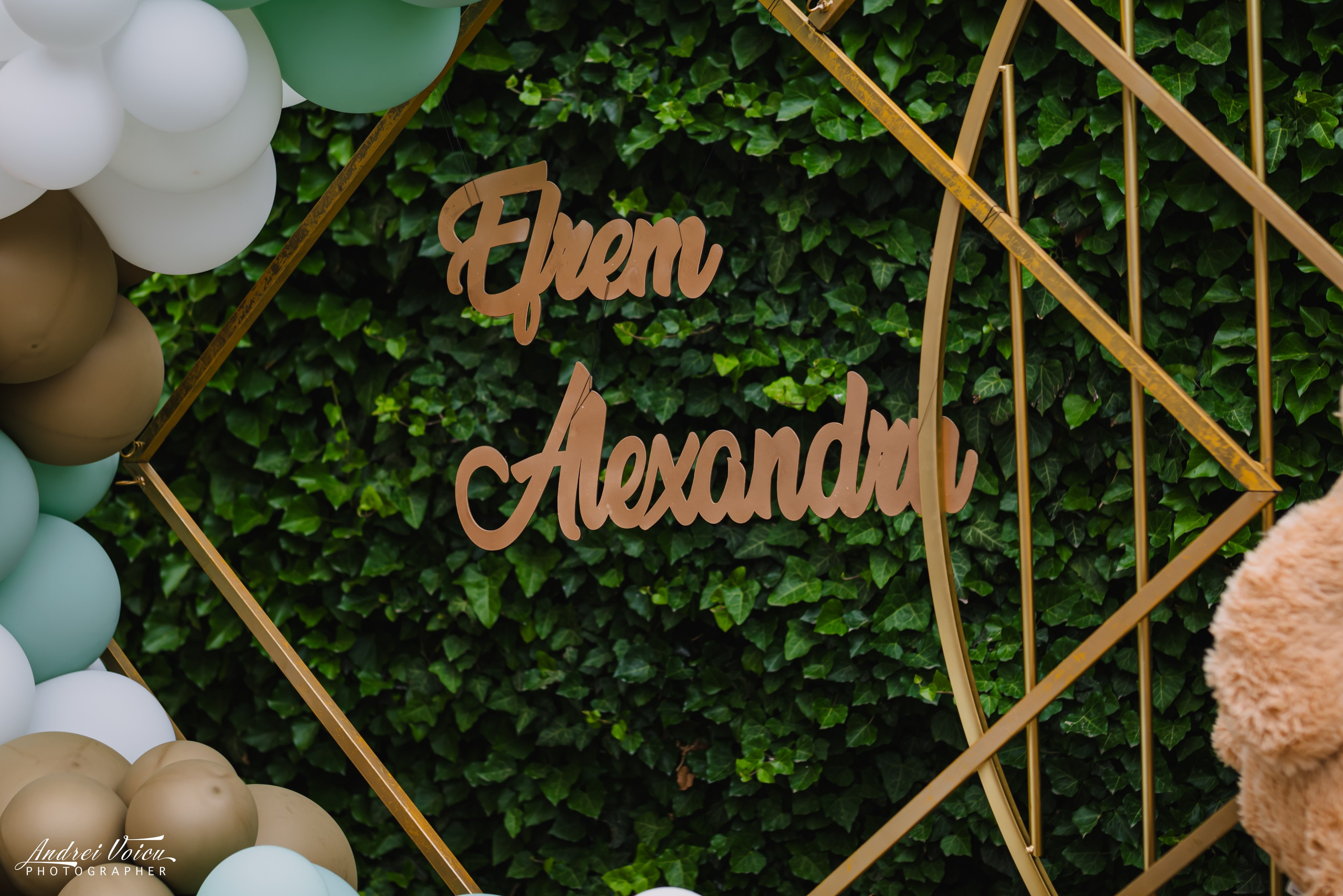 Fotografia de botez. Andrei Voicu Fotograf. Povești nescrise, surprinse atent