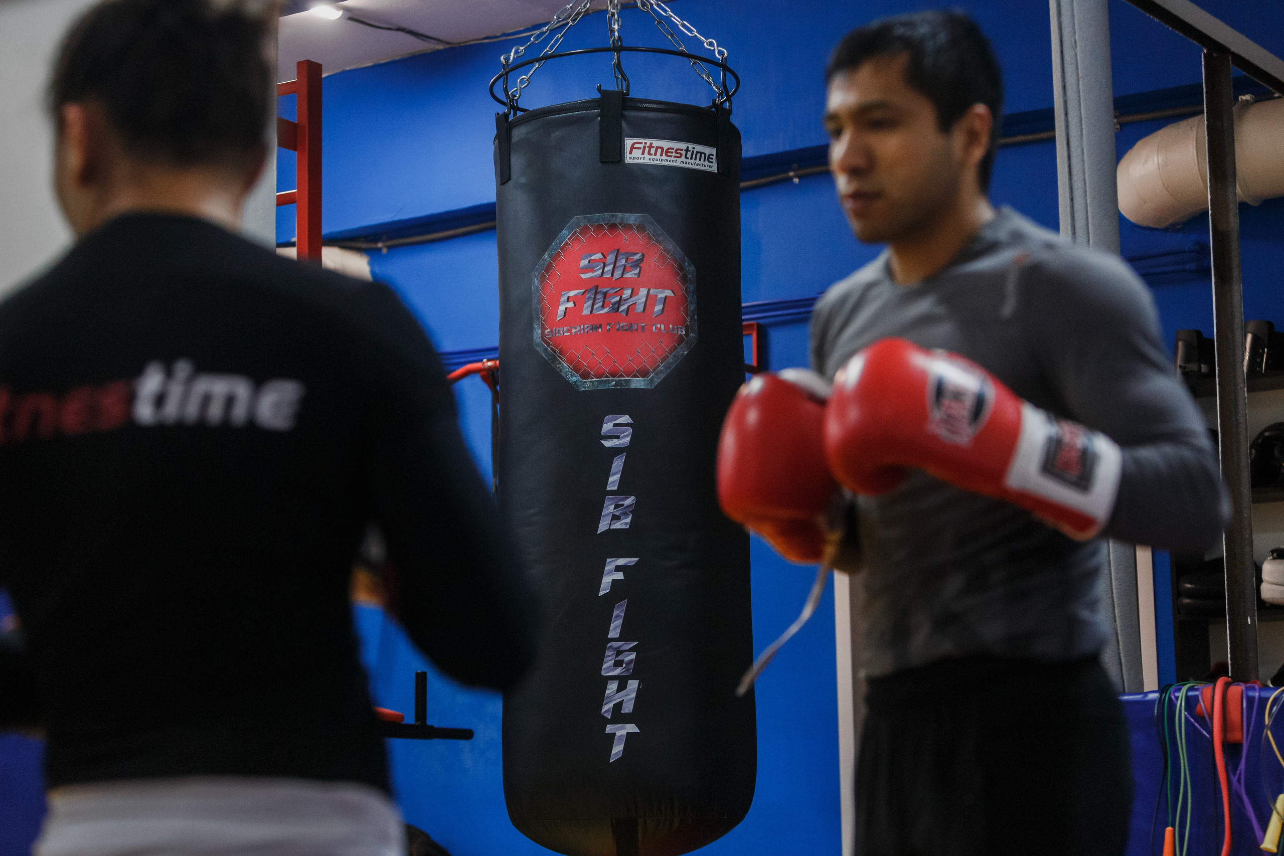 Para la producción de equipos de entrenamiento deportivo. Fotógrafo de retrato, familia y reportajes en Valencia | España | Europa Vitalii Lumier