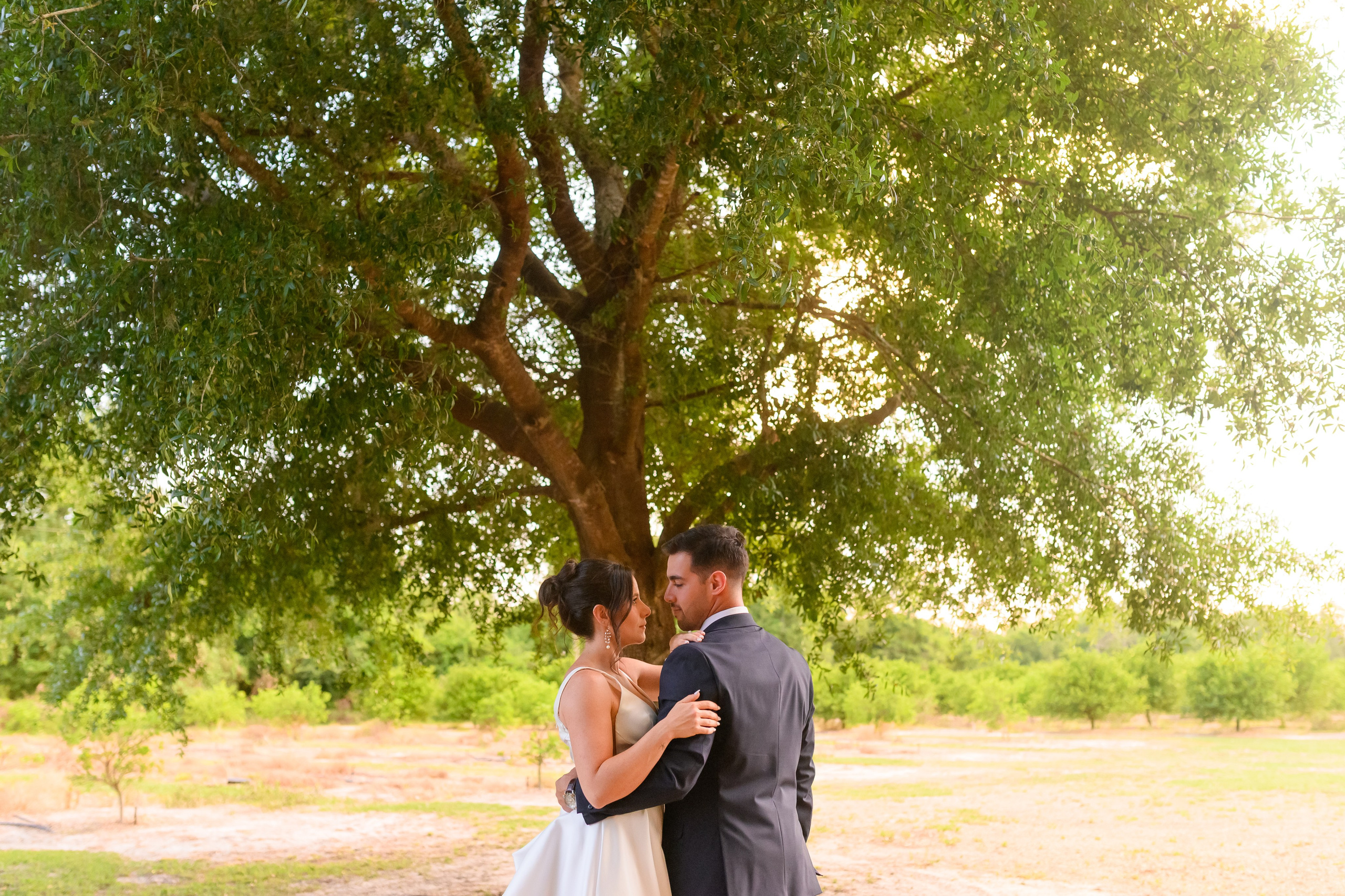 G + F. Wedding photographer in Orlando, Boston & New York Anderson Marques