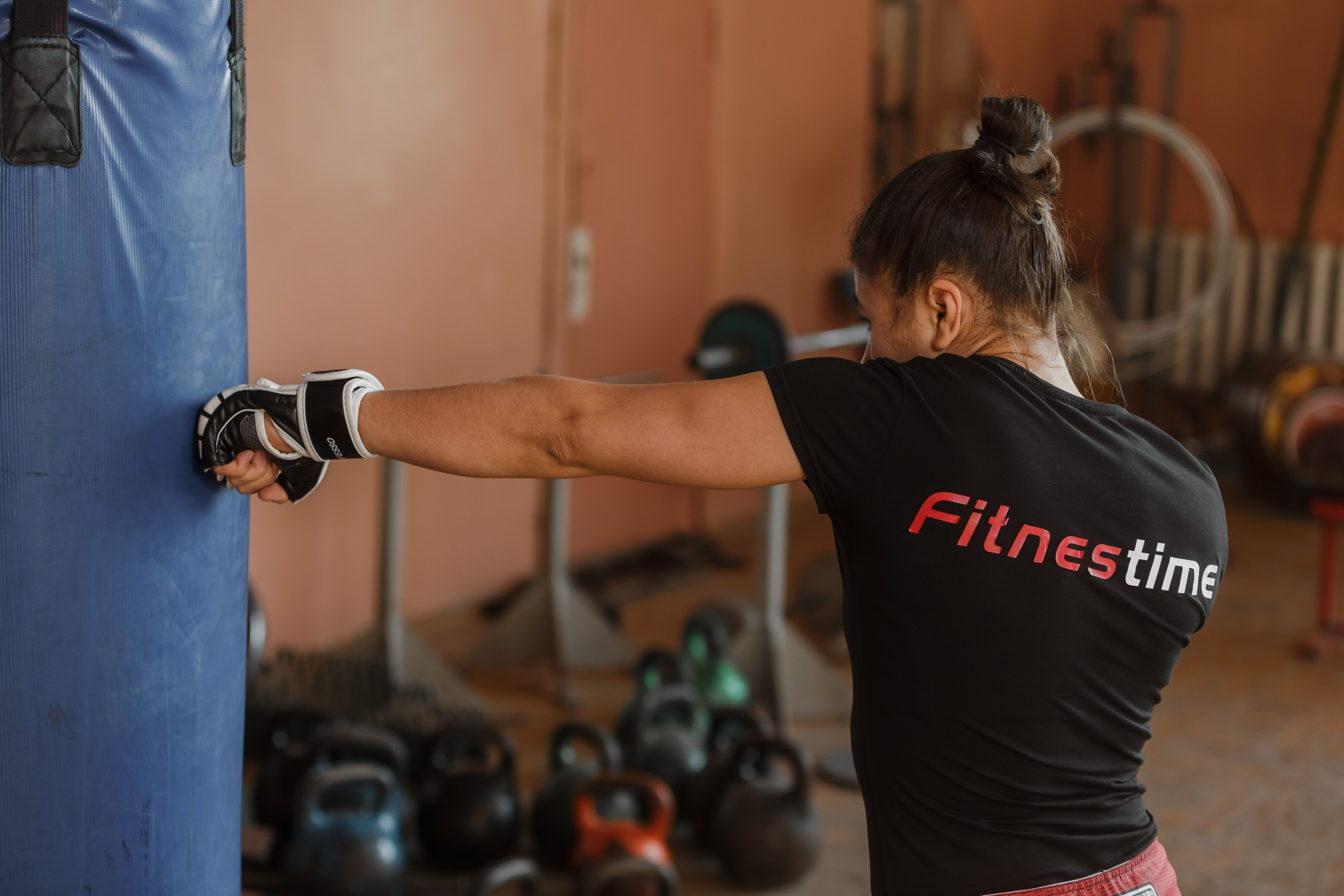 Para la producción de equipos de entrenamiento deportivo. Fotógrafo de retrato, familia y reportajes en Valencia | España | Europa Vitalii Lumier