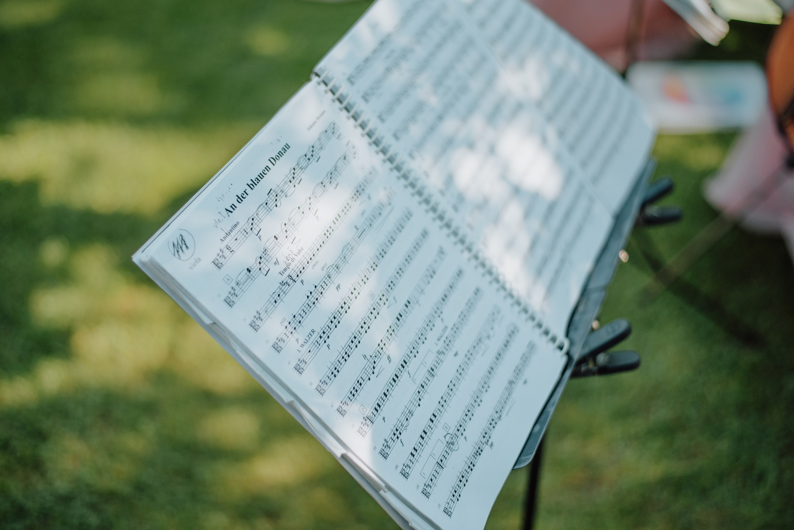 Czech and Portugal Photographer. Lifestyle, wedding and family photographer