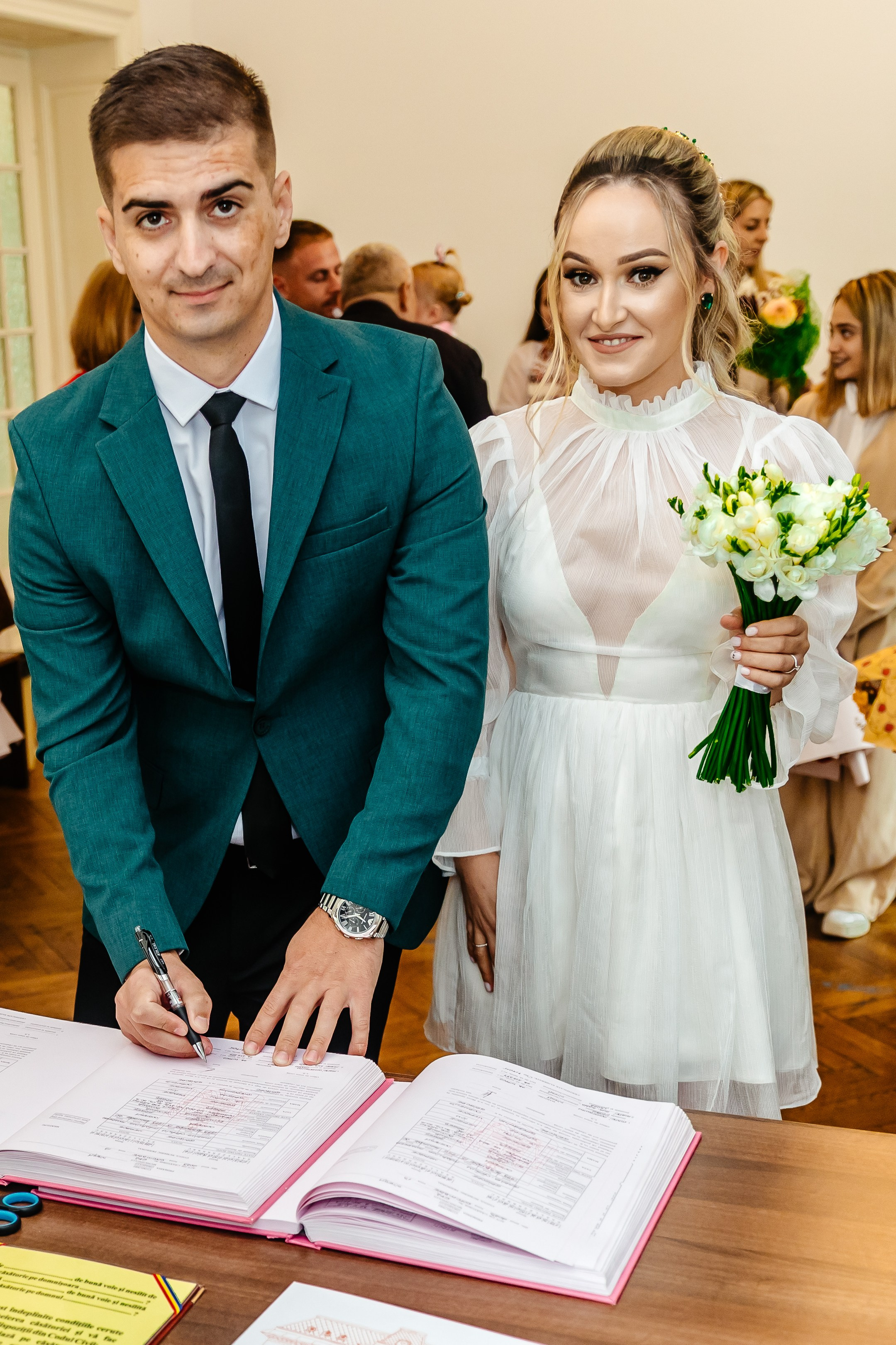 Andreea & Marius - Civil Wedding - Pitești. Fotograf Profesionist Pitesti-Bucuresti| Mircea Seinea