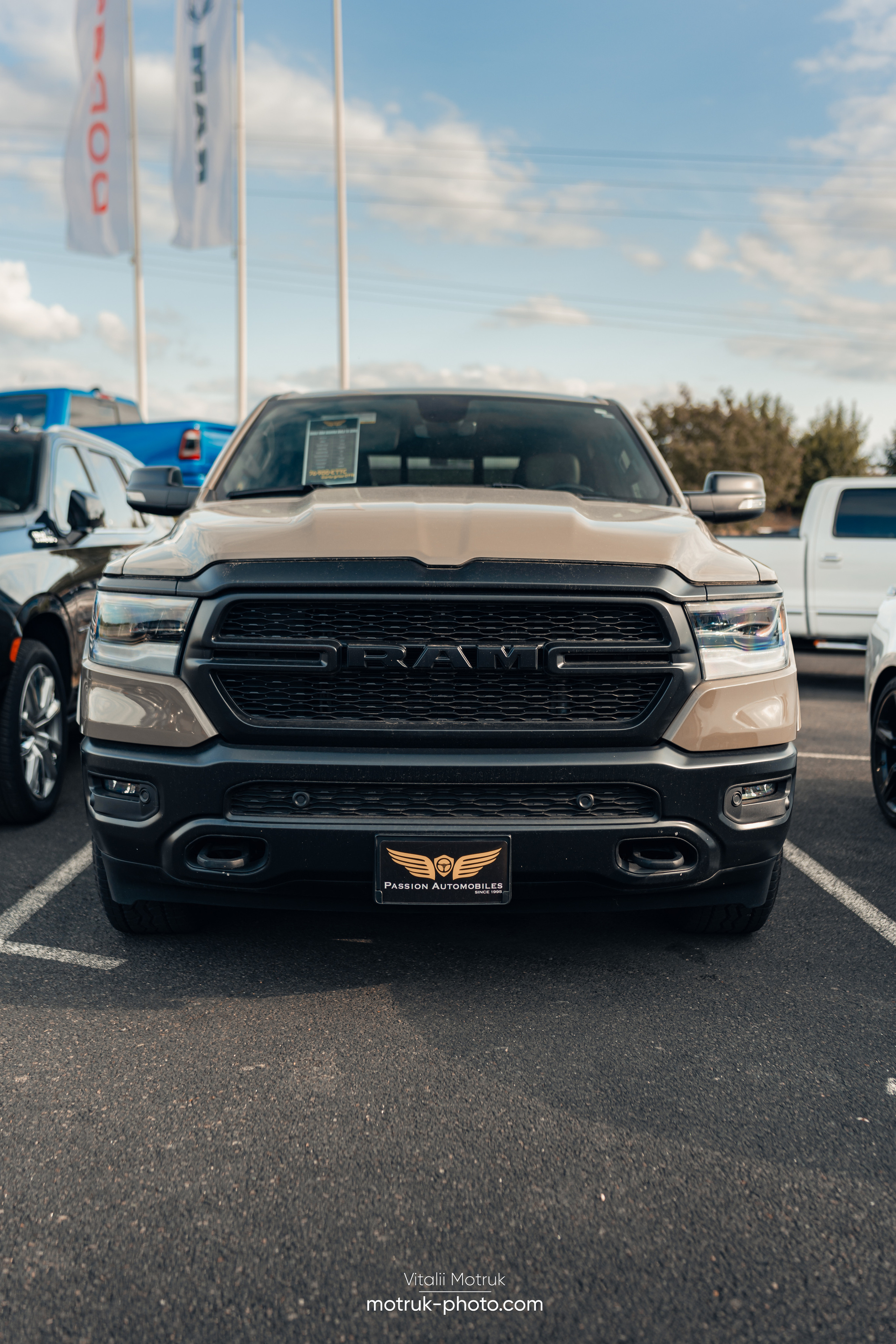 Rassemblement Passion Automobiles. Photographe de voitures à Paris — Vitalii Motruk