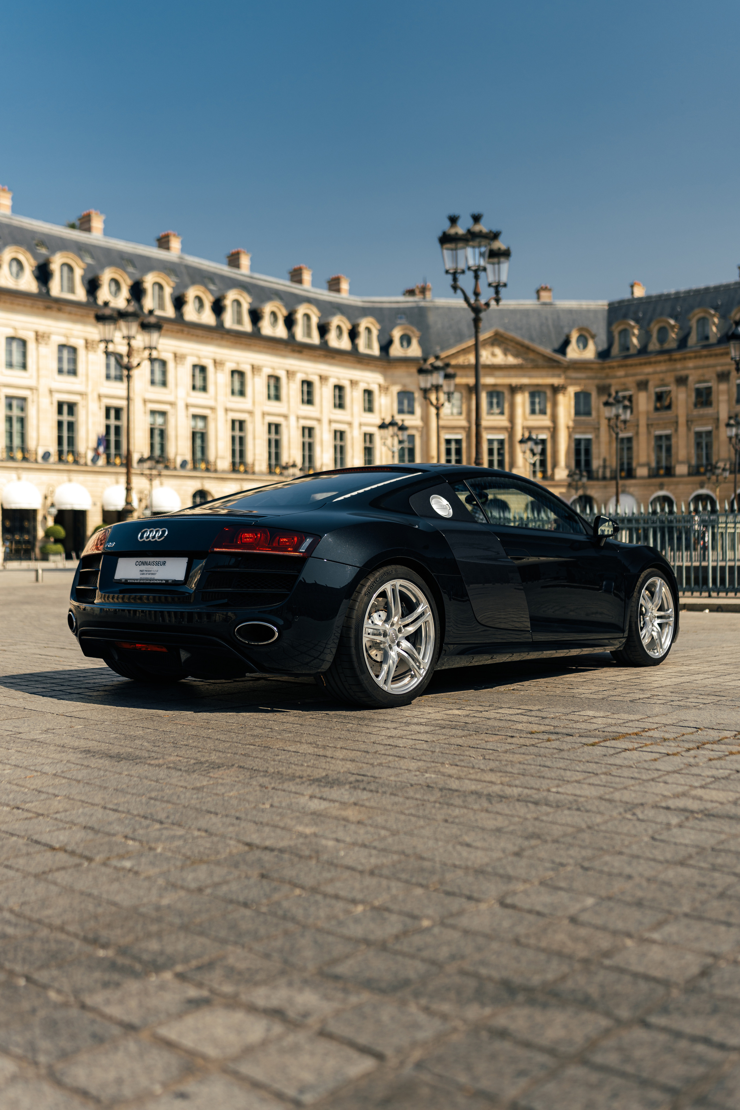 Audi R8 V10. Photographer in Paris — Vitalii Motruk