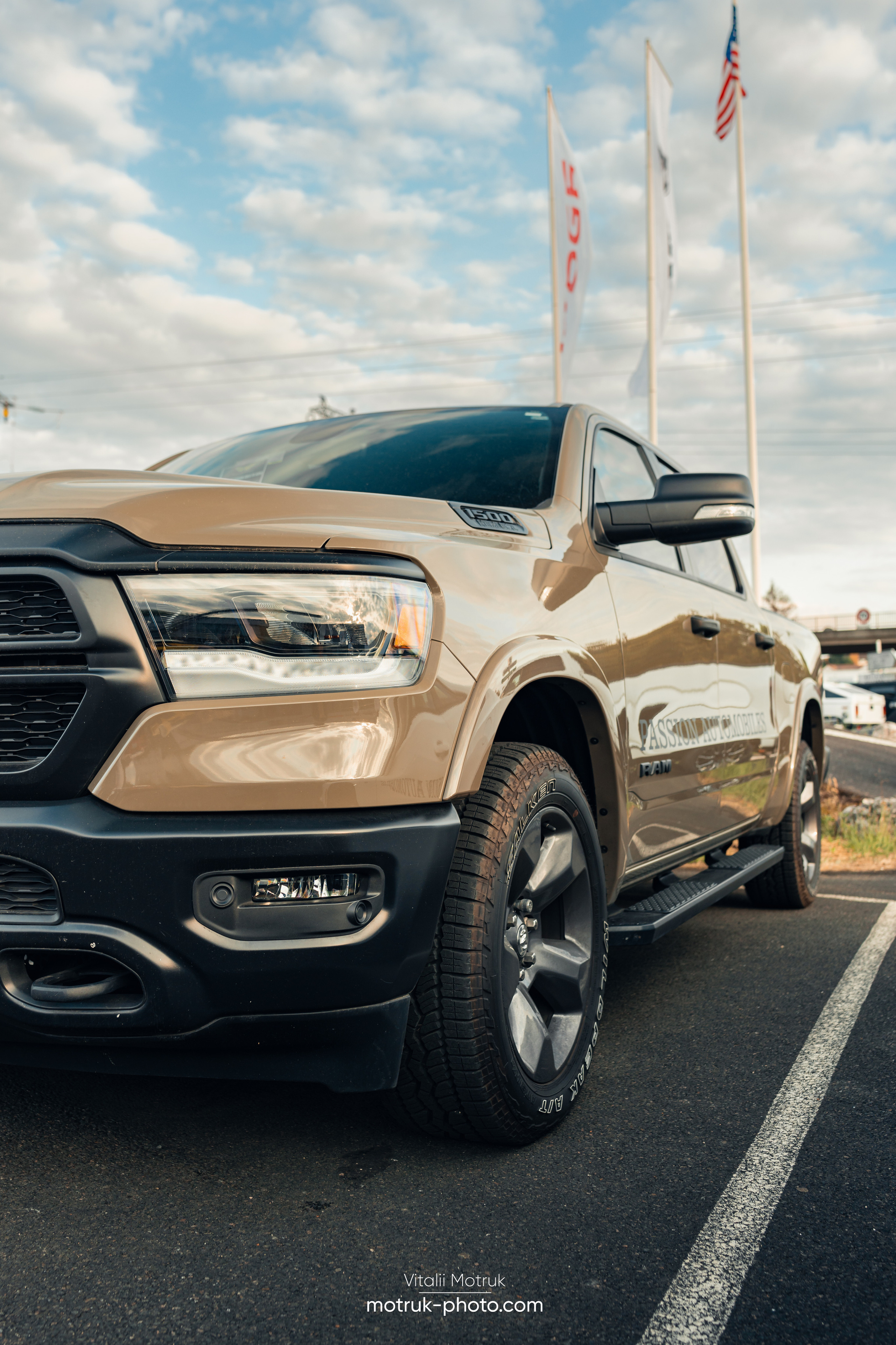 Rassemblement Passion Automobiles. Photographe de voitures à Paris — Vitalii Motruk