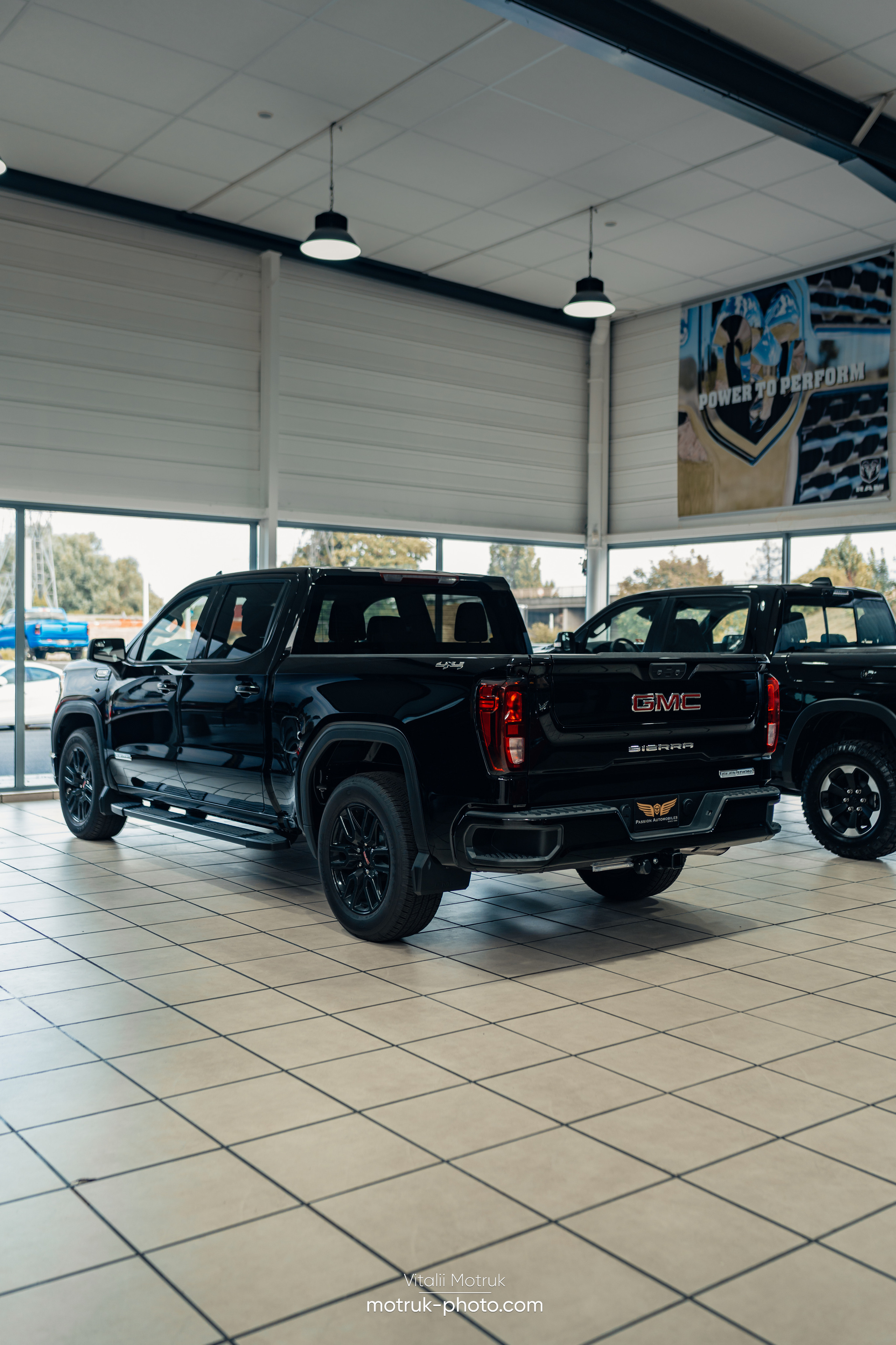 Rassemblement Passion Automobiles. Photographe de voitures à Paris — Vitalii Motruk