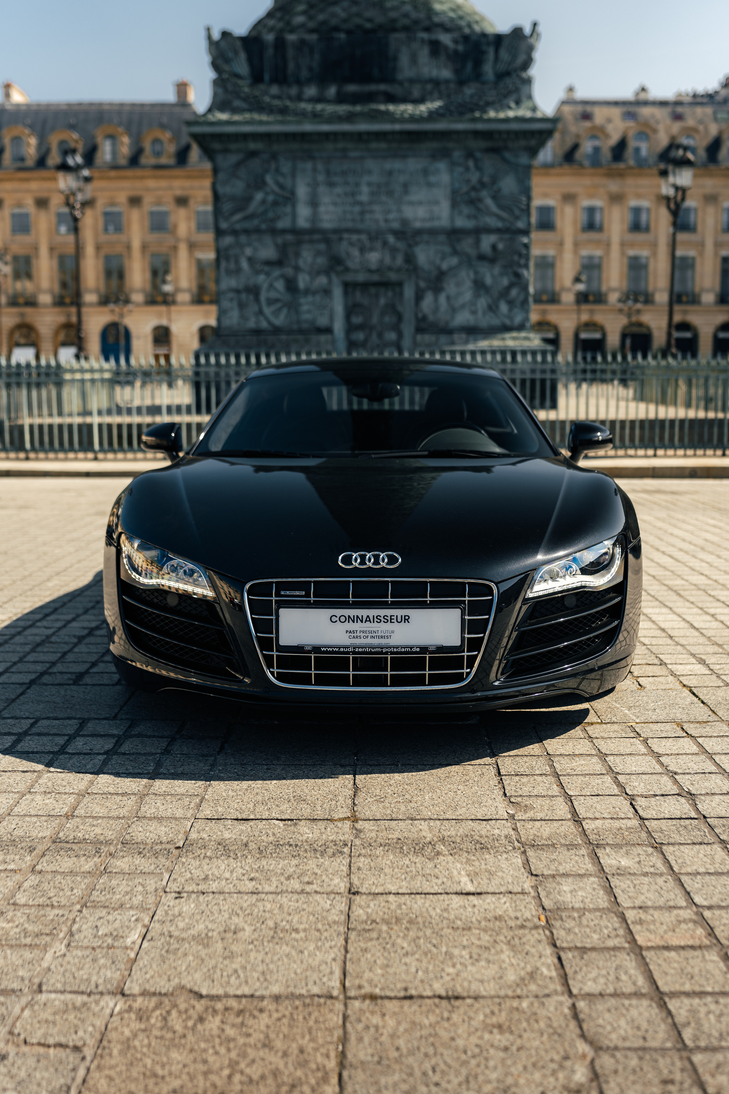 Audi R8 V10. Photographer in Paris — Vitalii Motruk