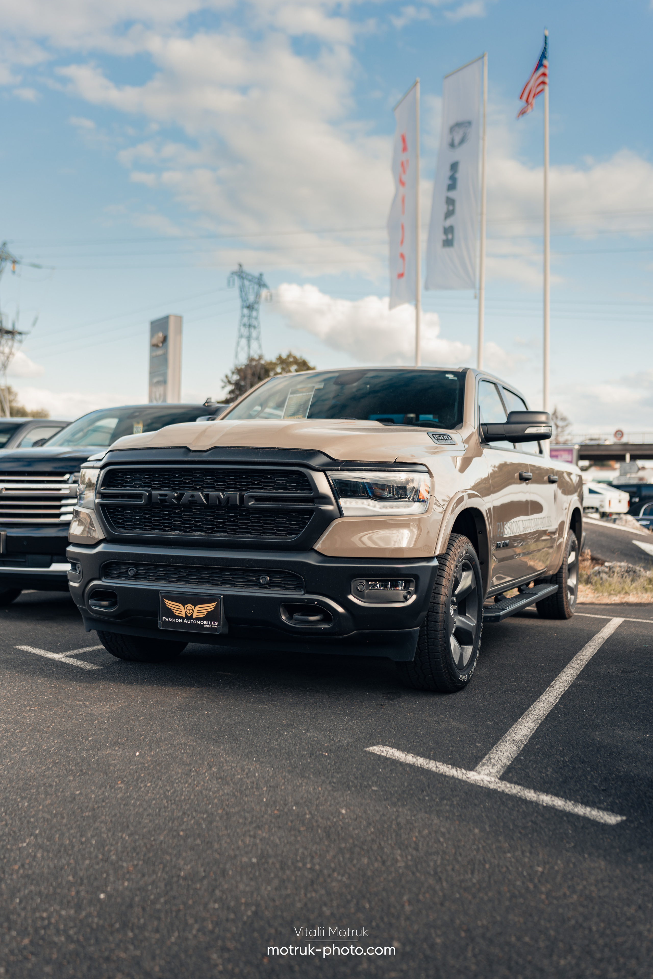 Rassemblement Passion Automobiles. Photographe de voitures à Paris — Vitalii Motruk