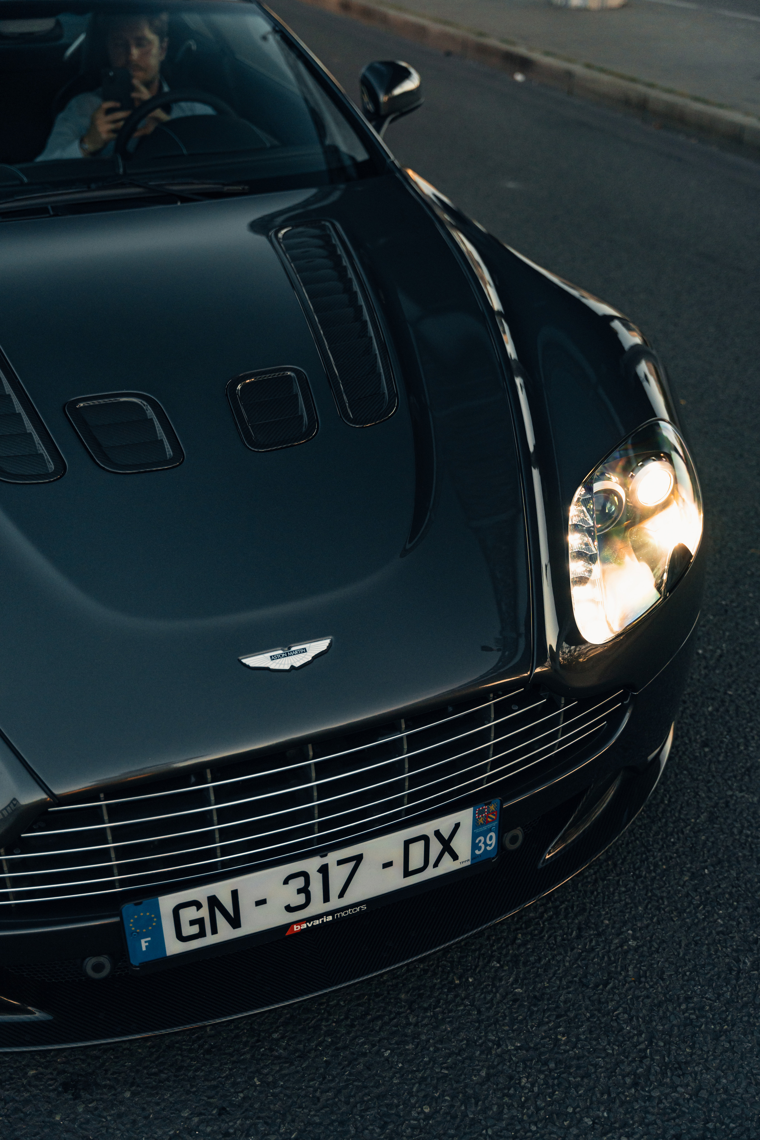 Aston Martin Vantage. Photographer in Paris — Vitalii Motruk