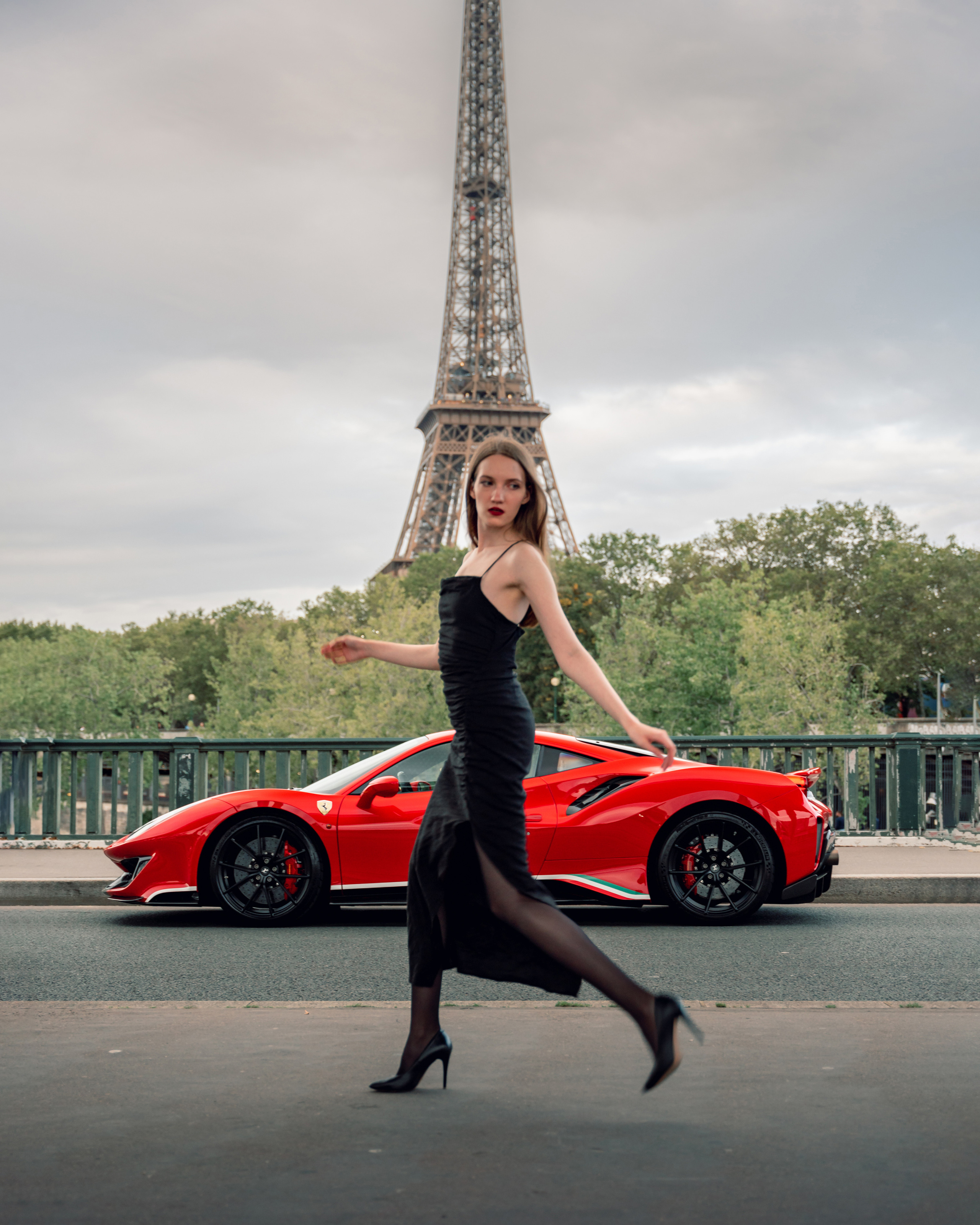 Kate x Ferrari 488 Pista. Photographer in Paris — Vitalii Motruk