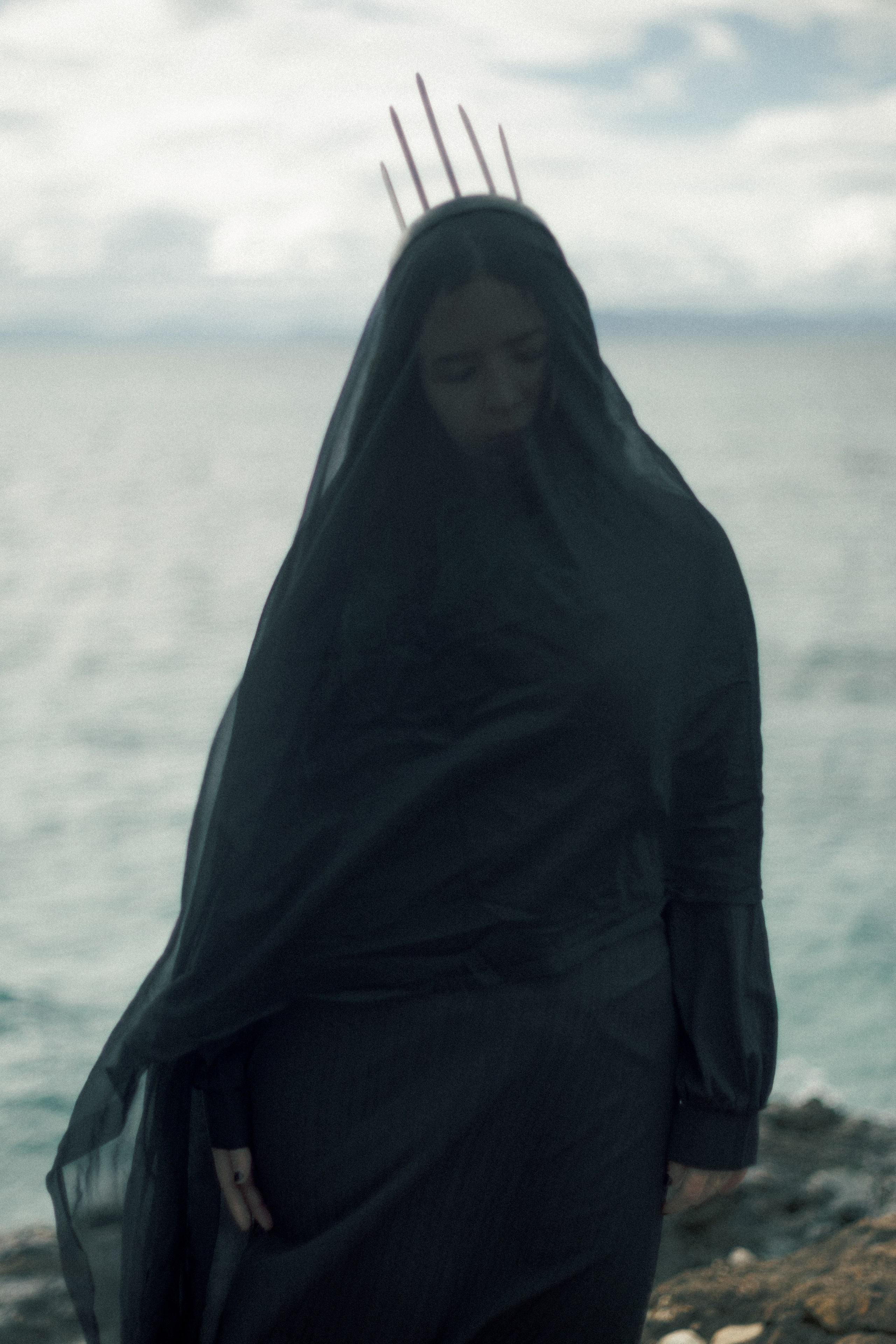 Light and Darkness with Aggeliki and Miriam. Photographer in Greece Kristina