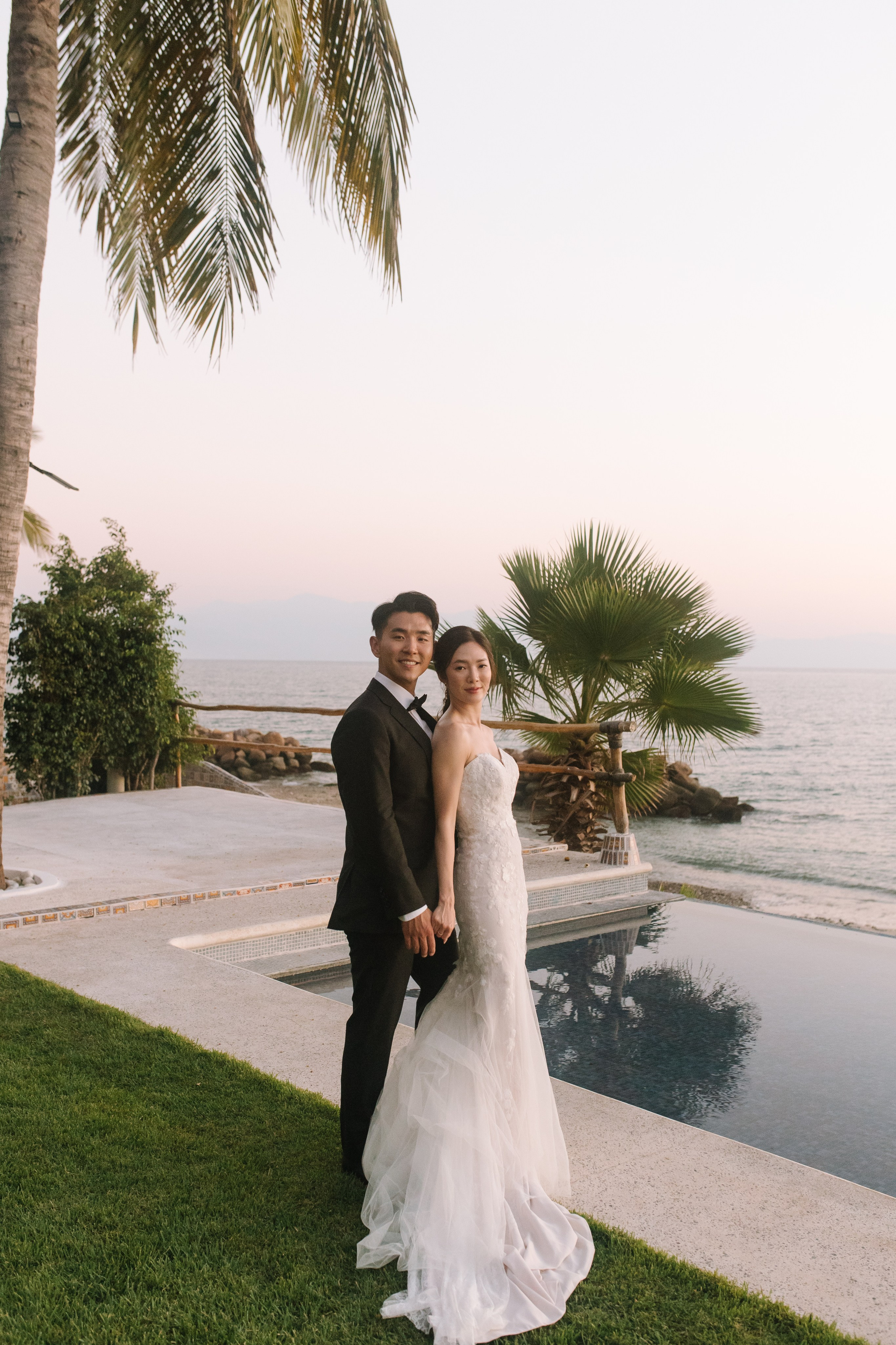 Martoca Beach Garden. Wedding photographer Mexico Sayulita Puerto Vallarta Punta Mita Cabo