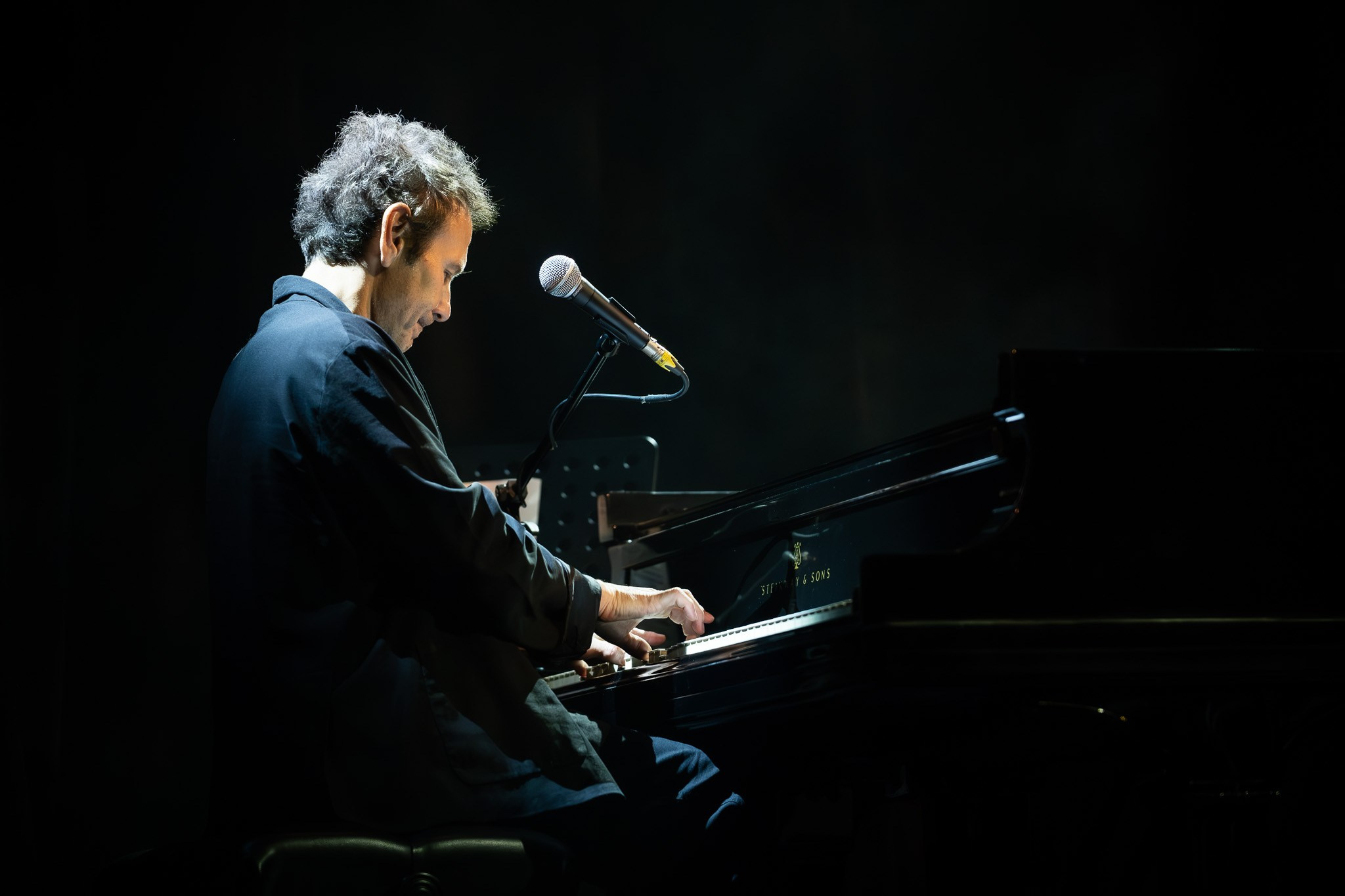 SLAVA VAKARCHUK / LOS ANGELES / 2025. Reportage concert portrait photography in the San Francisco Bay Area