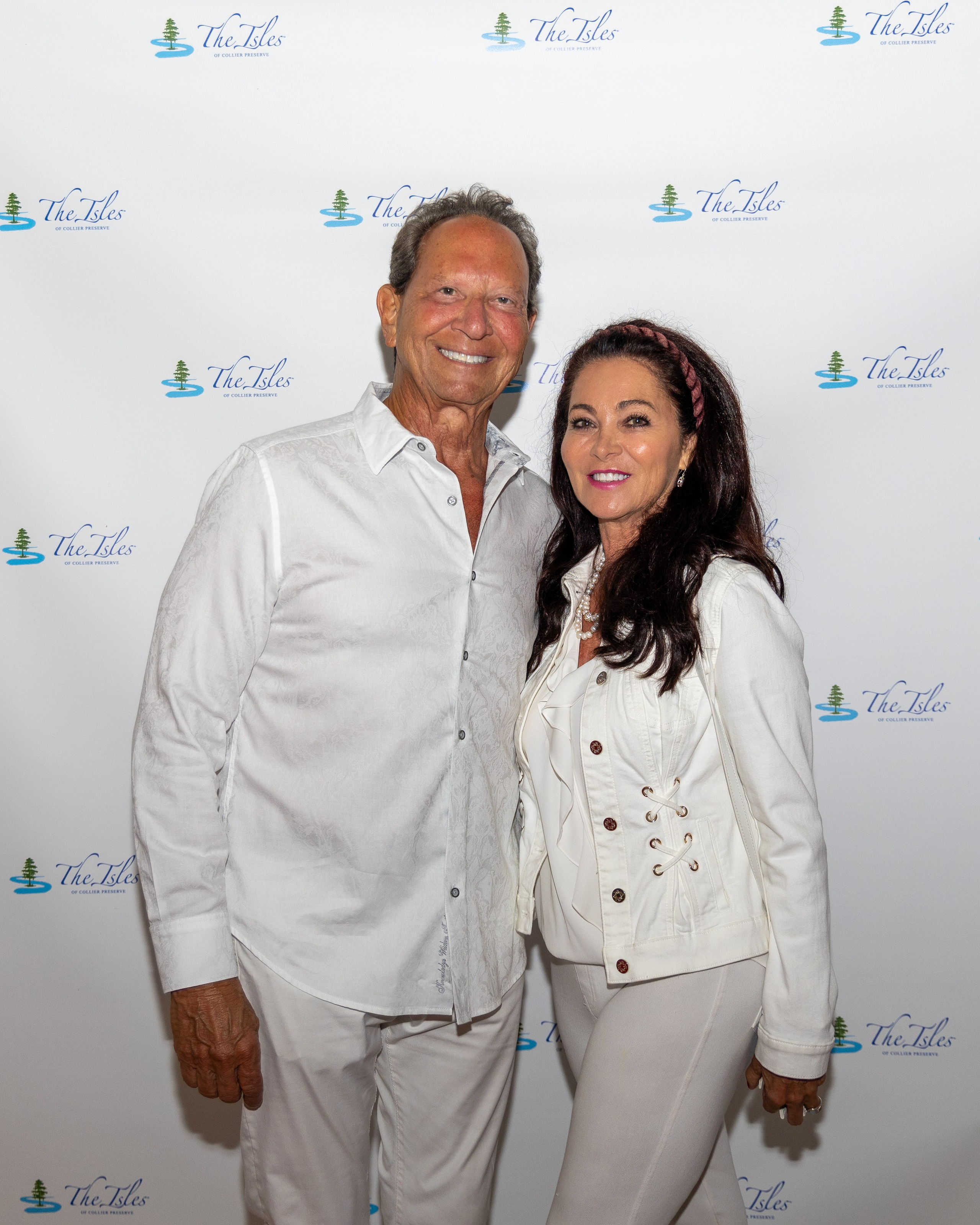 The Isles White Party. Out and About 239